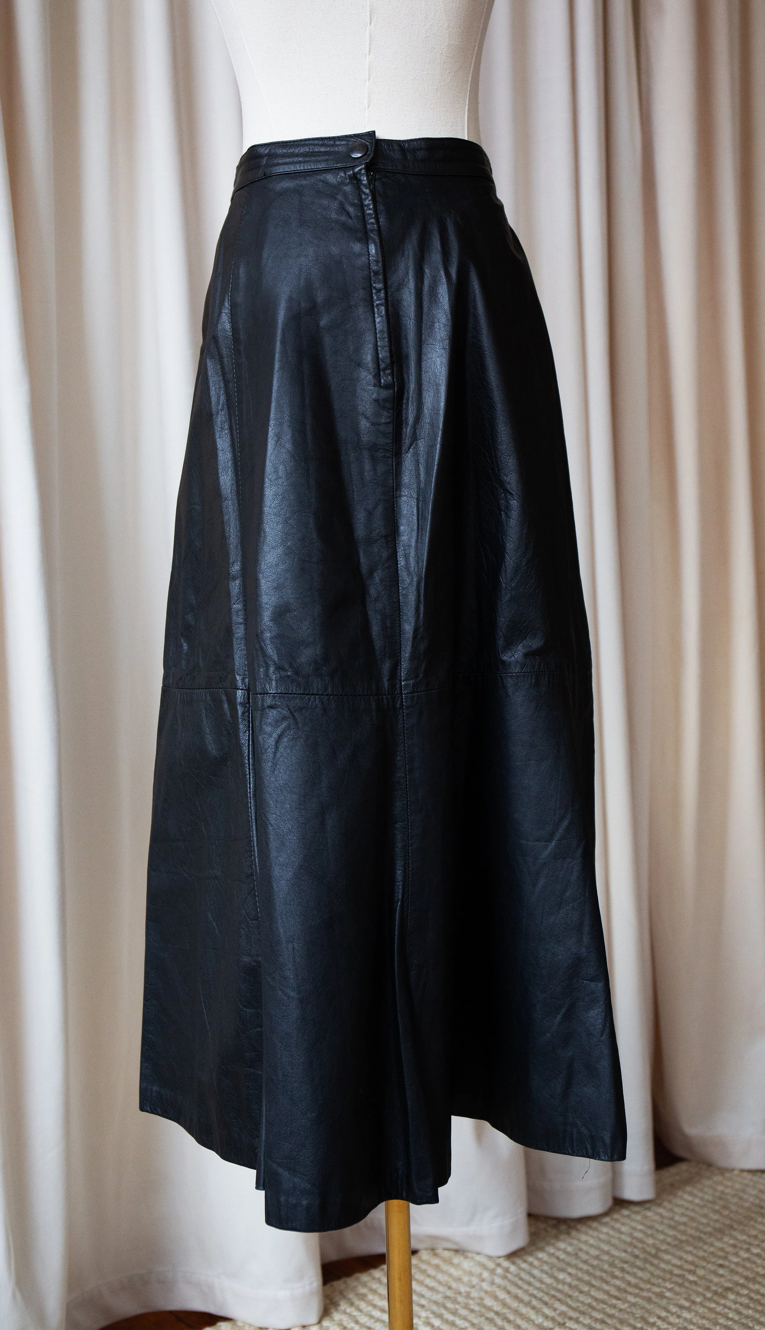 leathermaxiskirt18.jpg