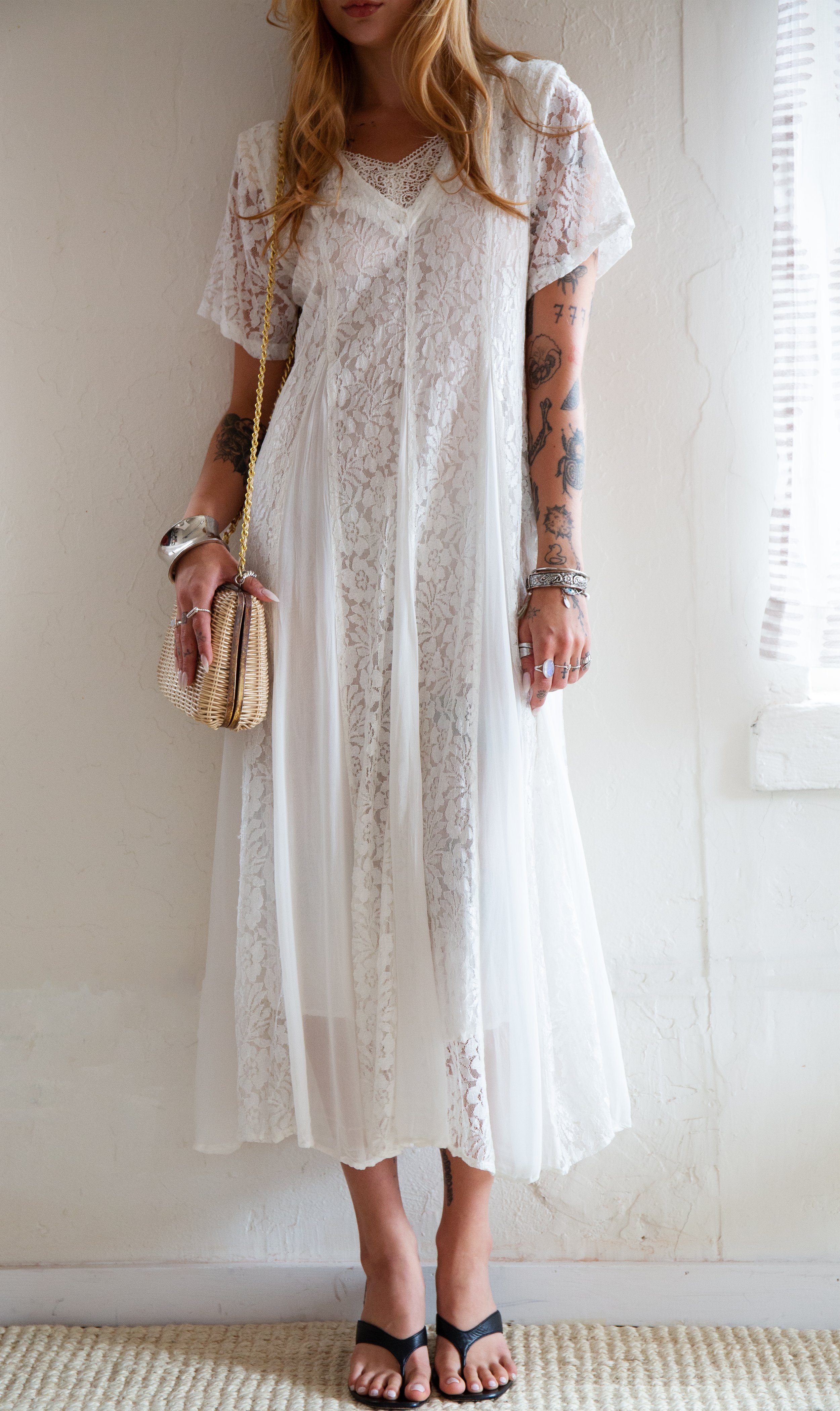 whitelacedress4.jpg
