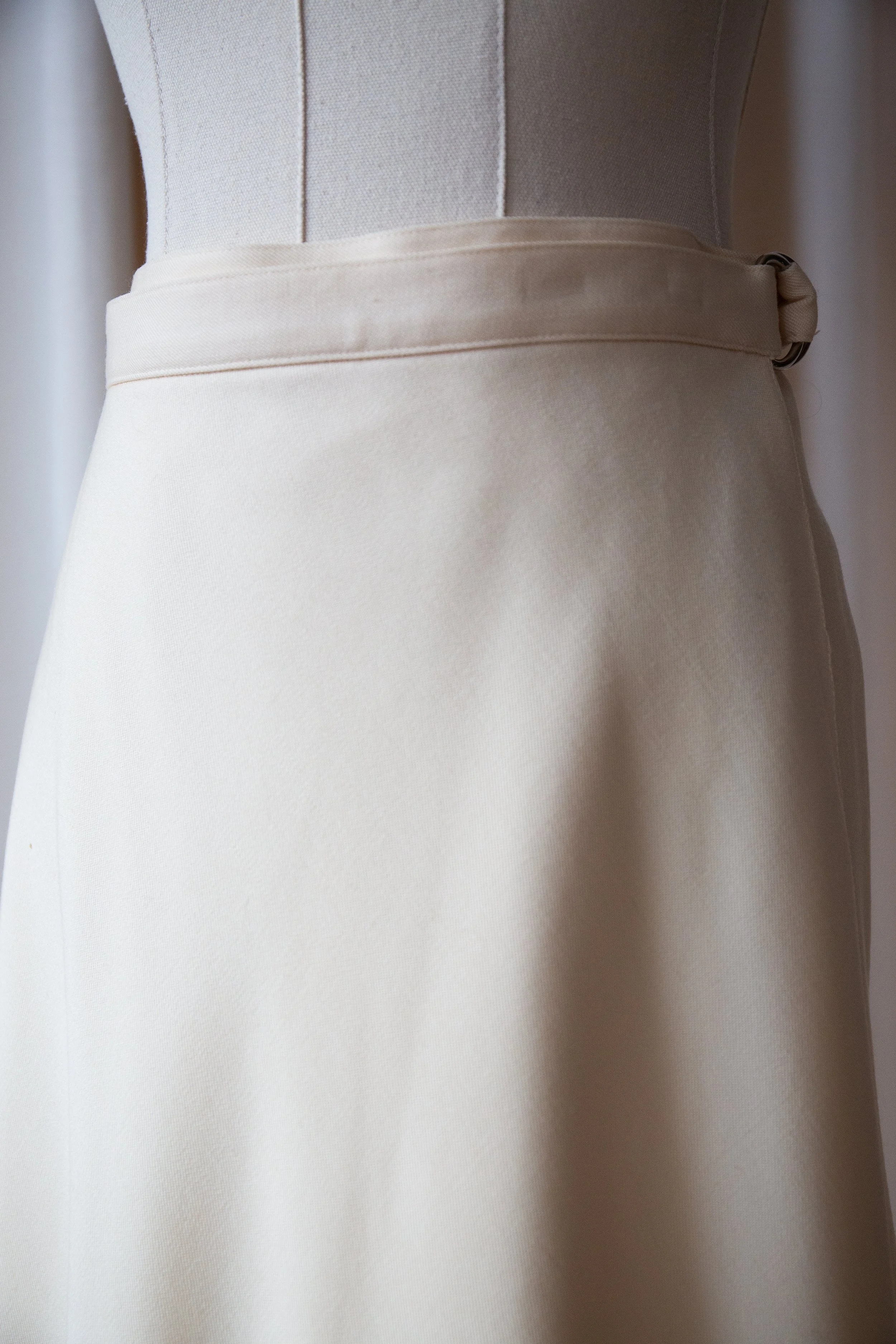 creamskirt25.jpg