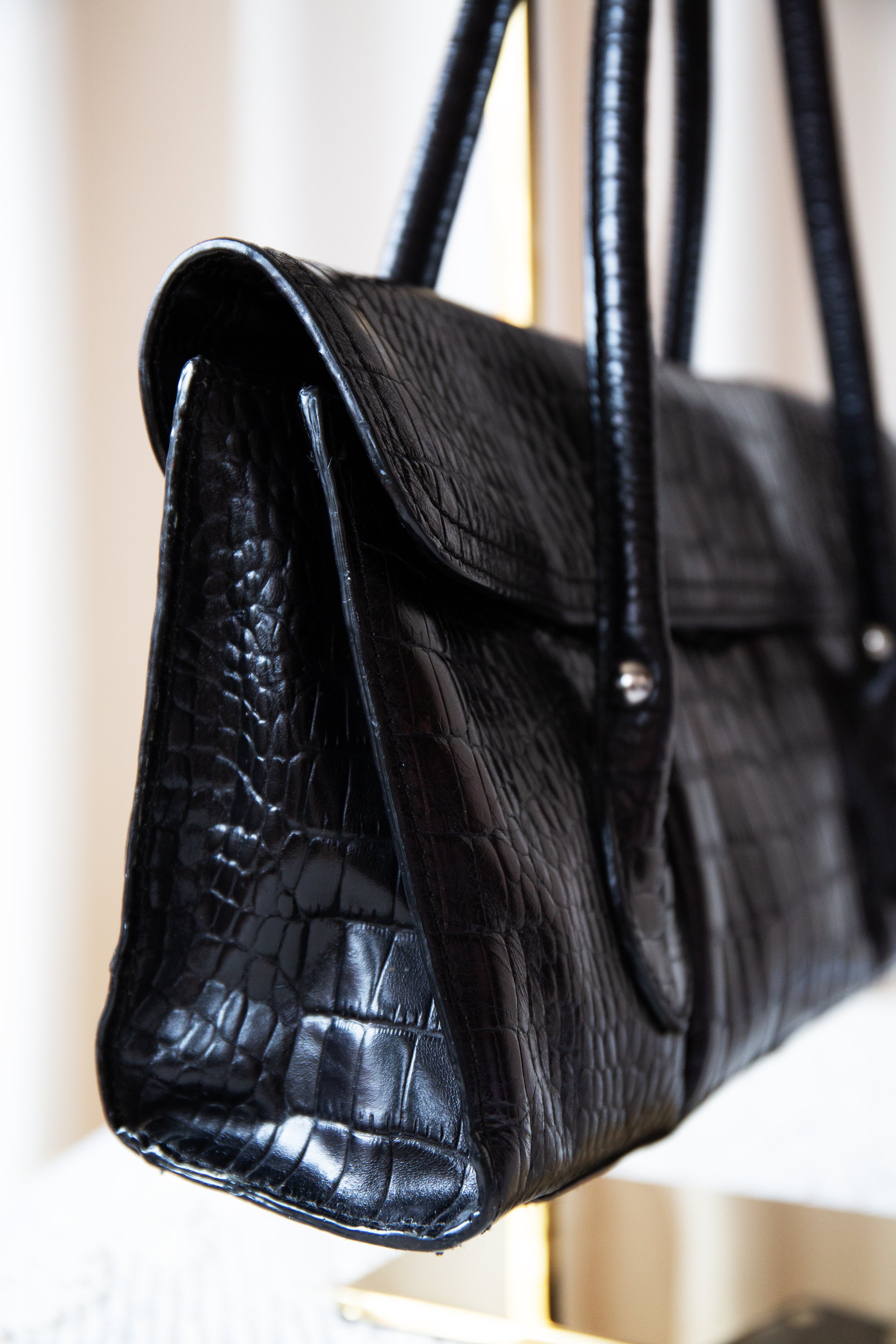 blackcrocbag11.jpg