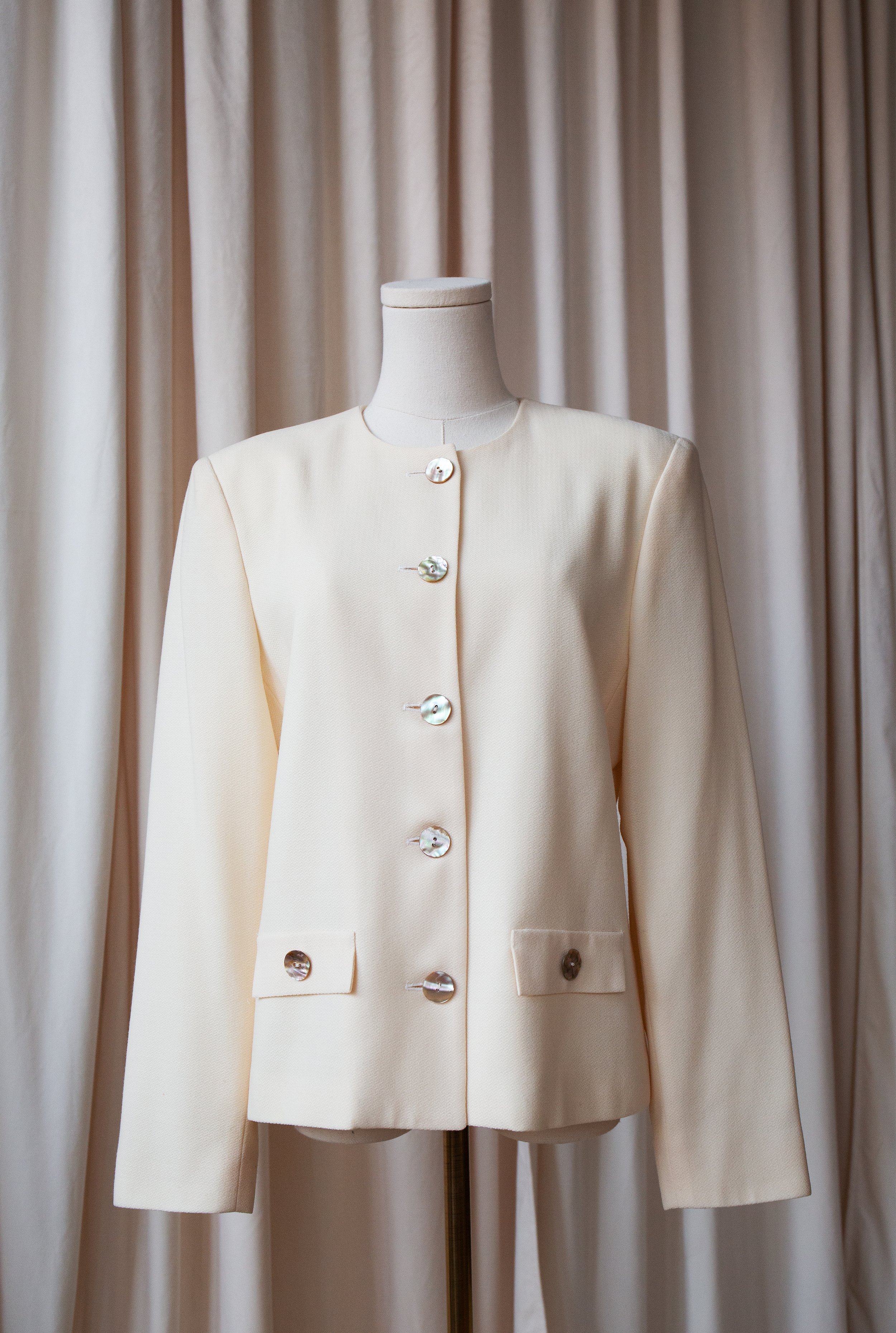 creamblazer16.jpg