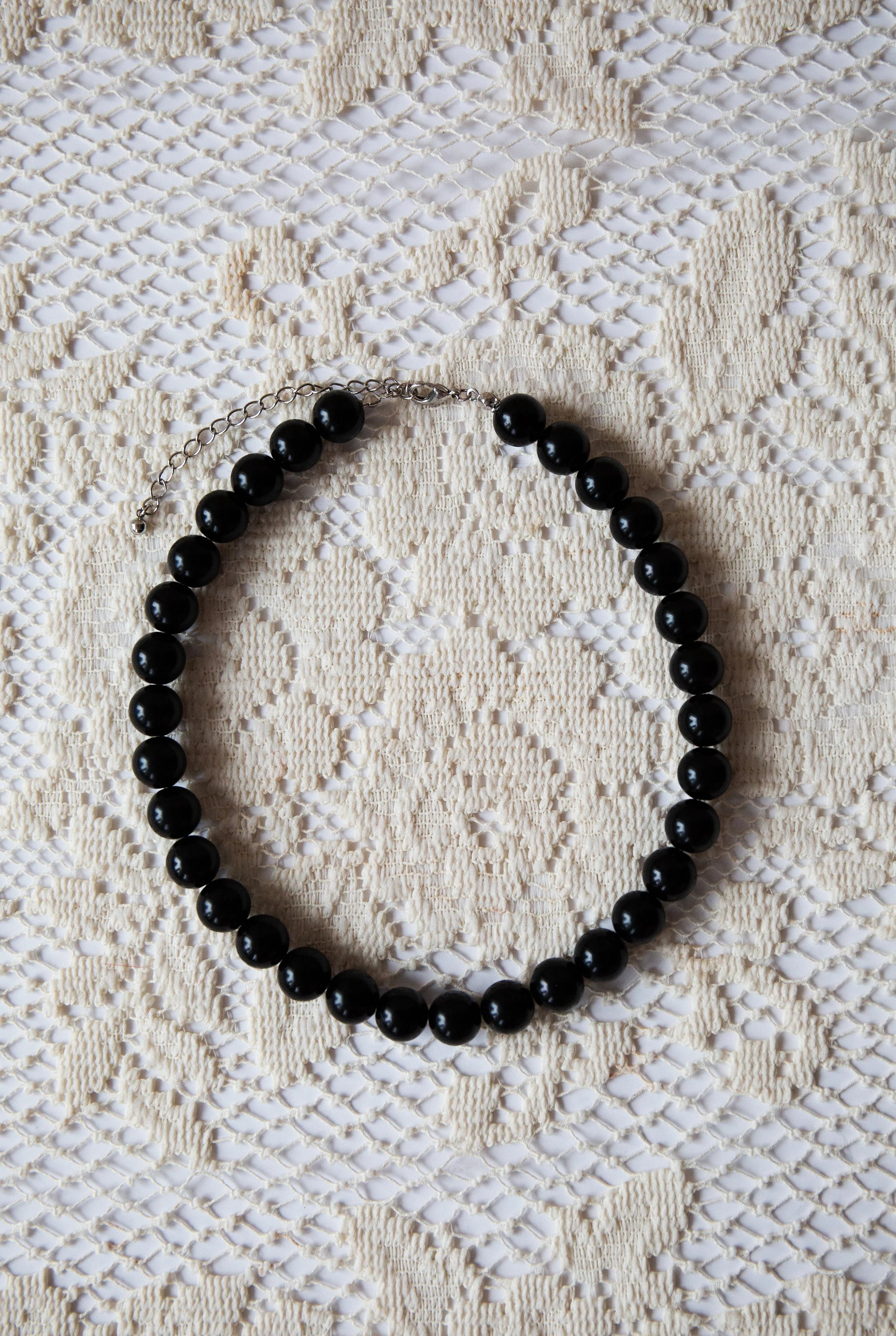 blackbeadedchoker3.jpg