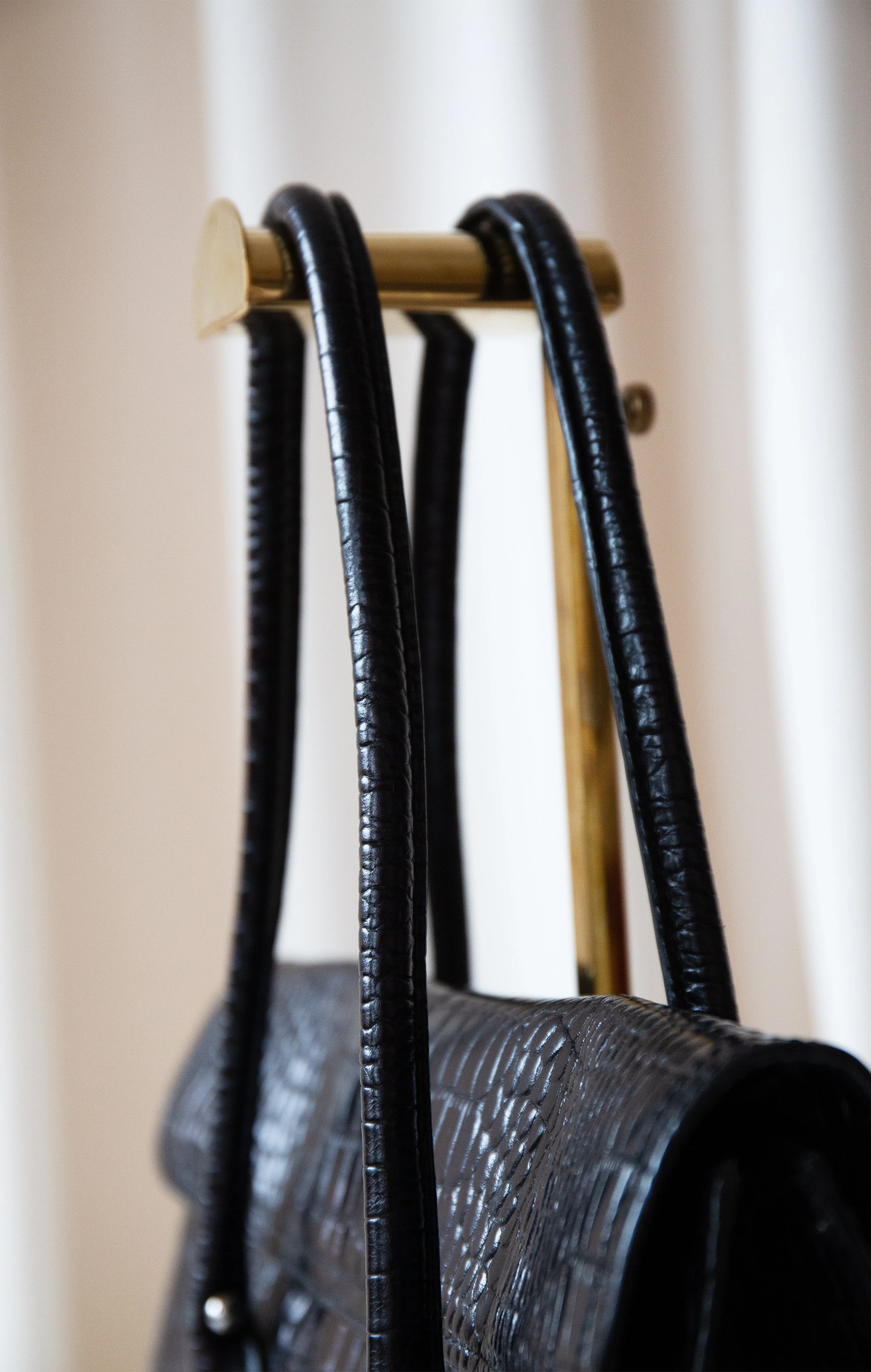 blackcrocbag7.jpg