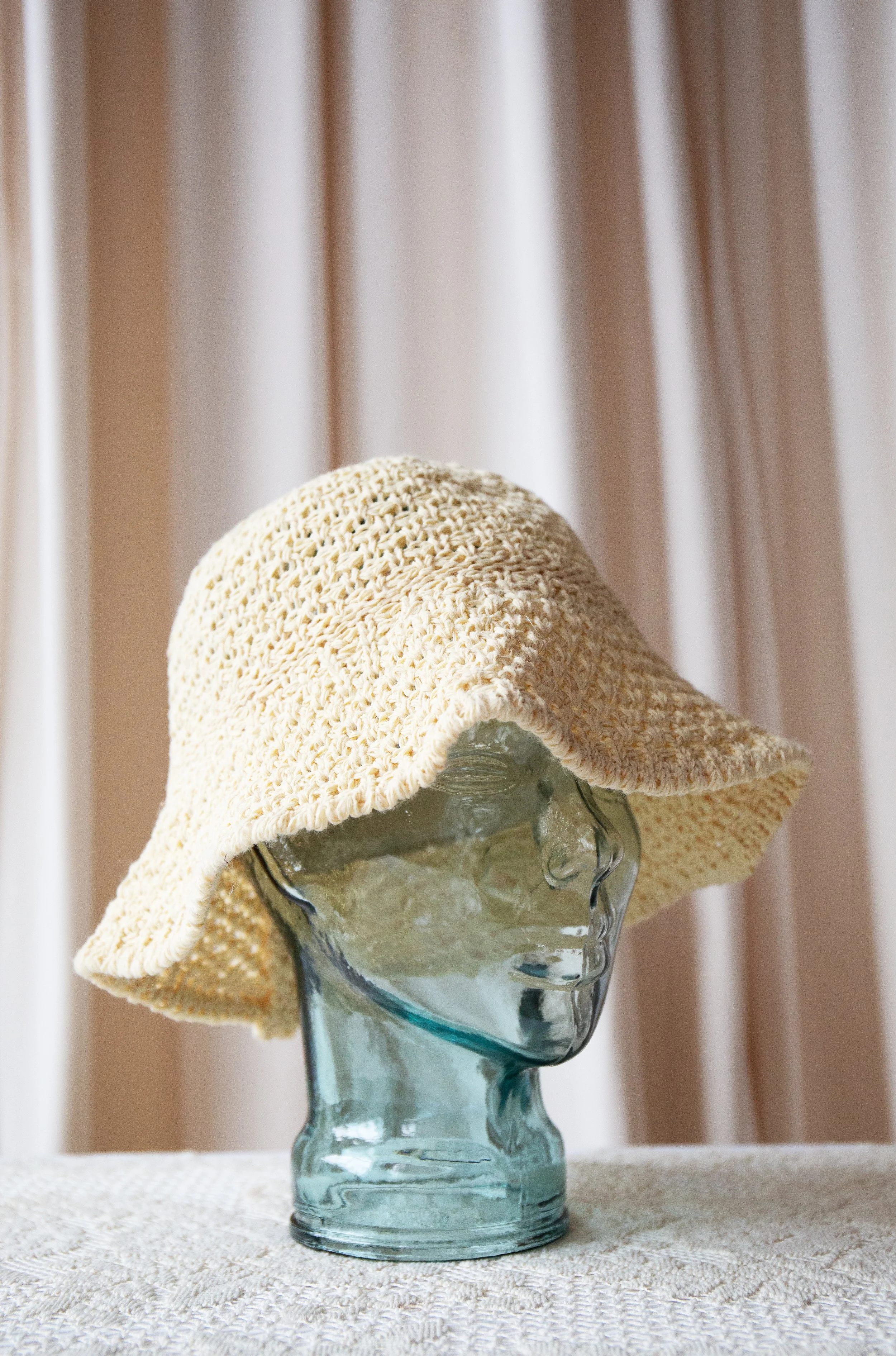 crochetbuckethat19.jpg