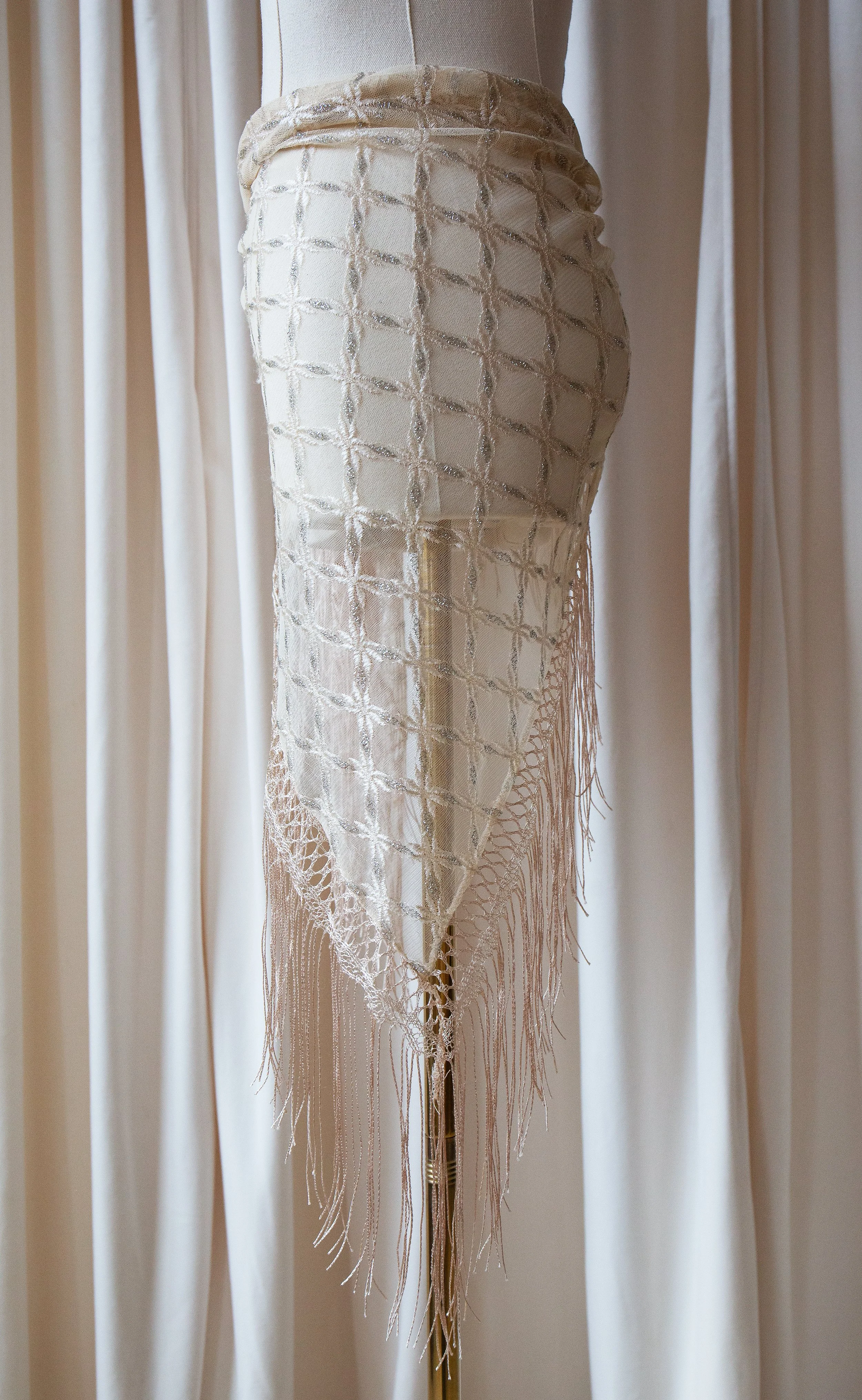 creamsilverscarf8.jpg