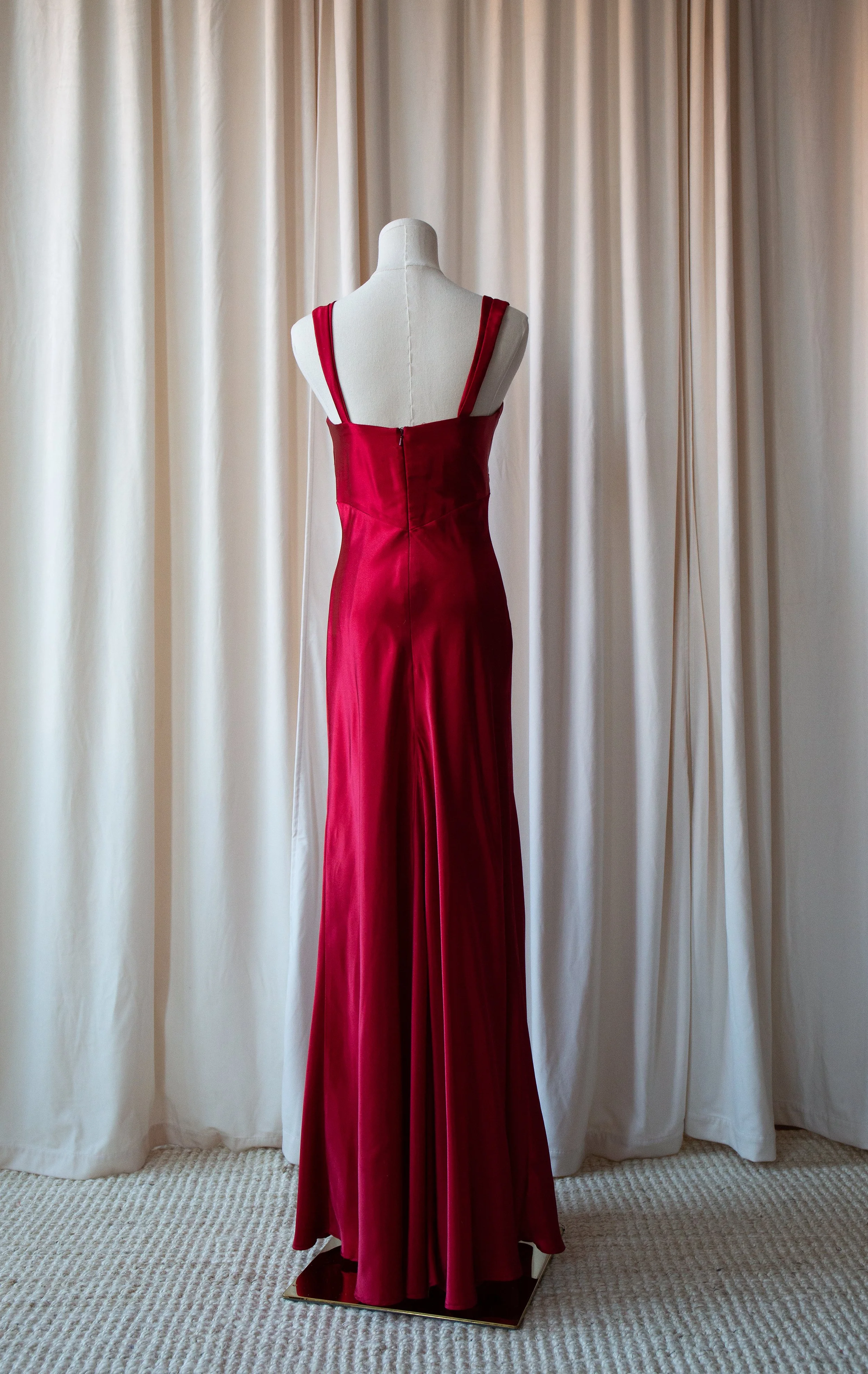 redsatindress8.jpg