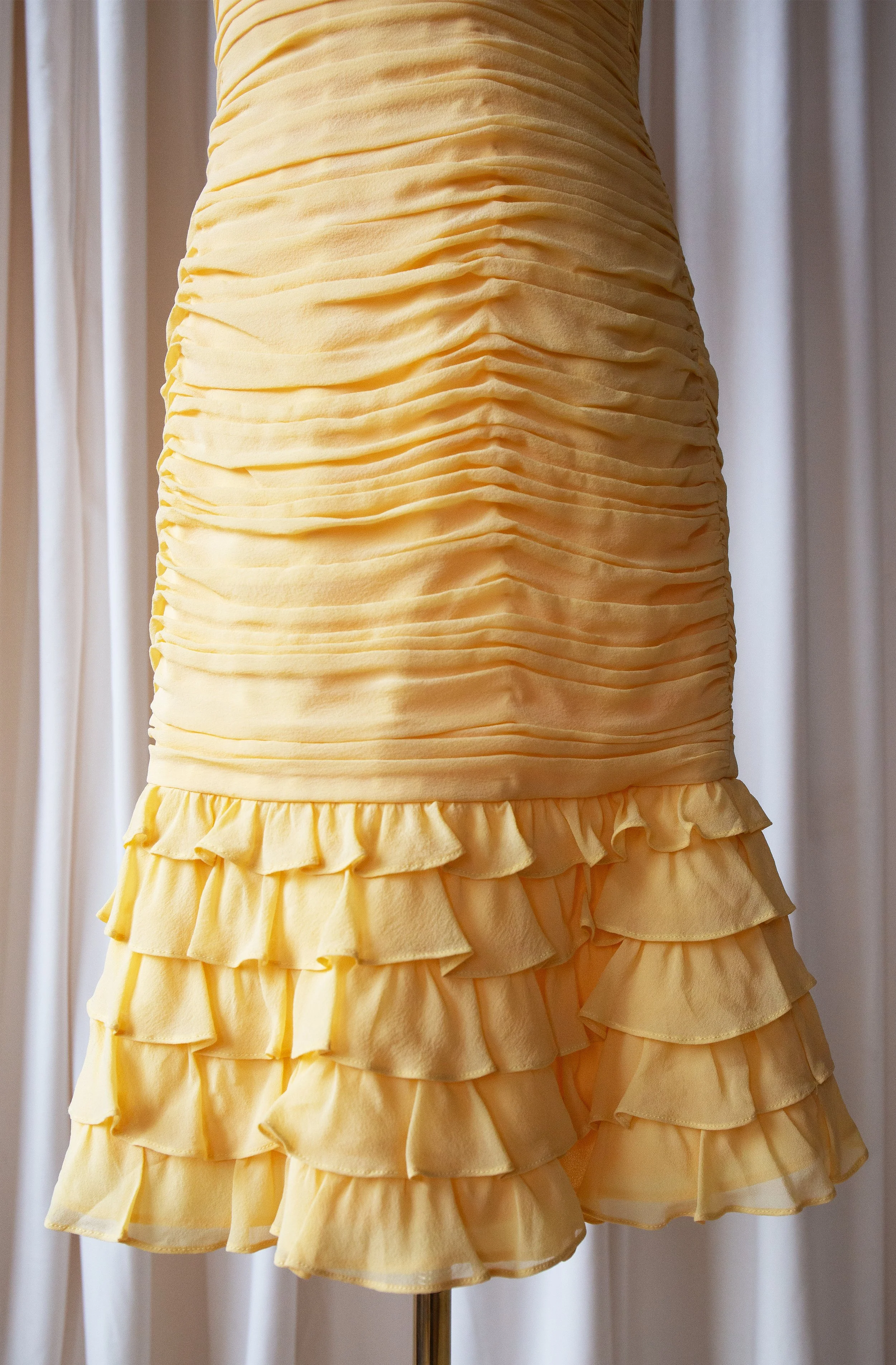 yellowsilkdress9.jpg
