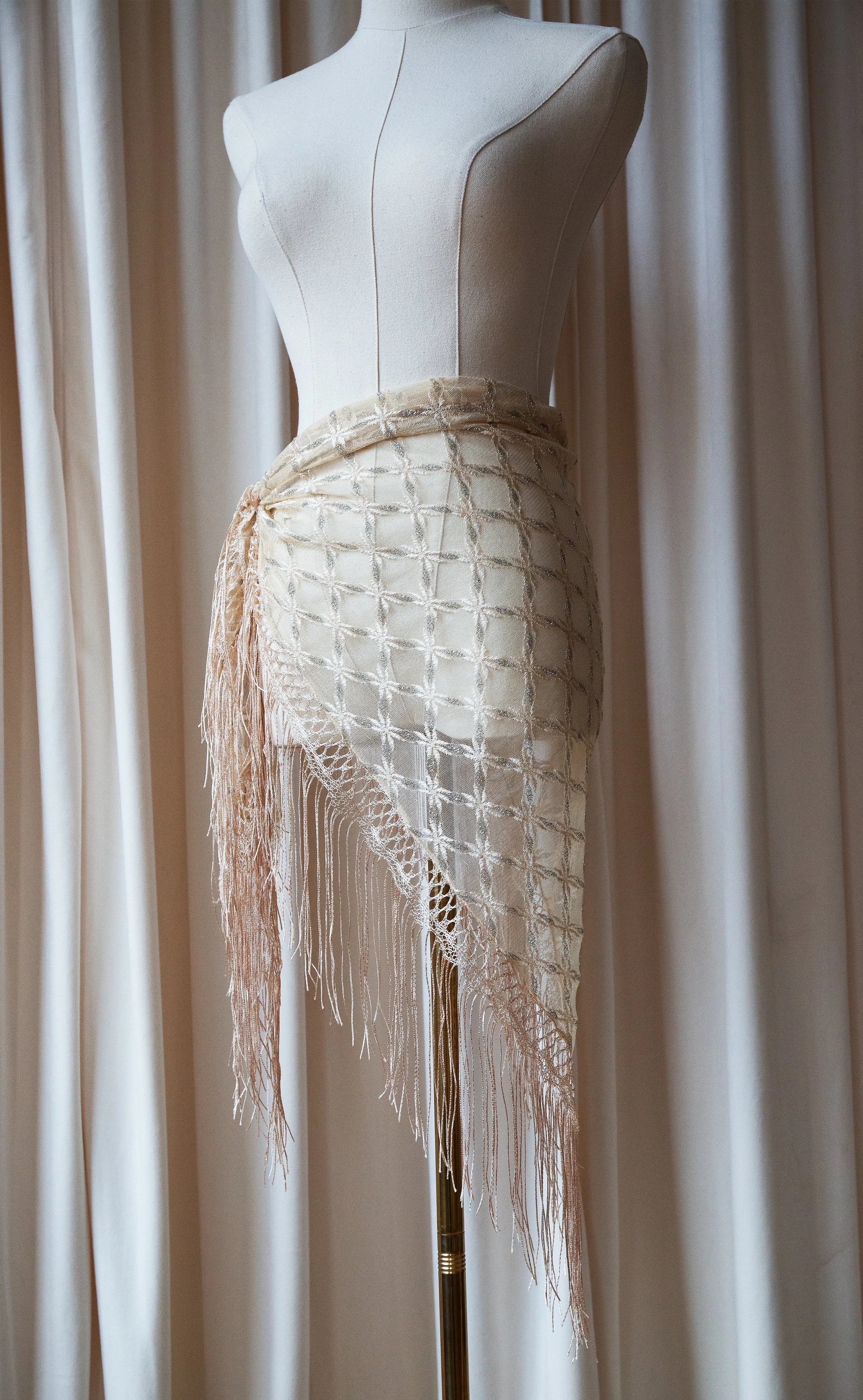 creamsilverscarf3.jpg