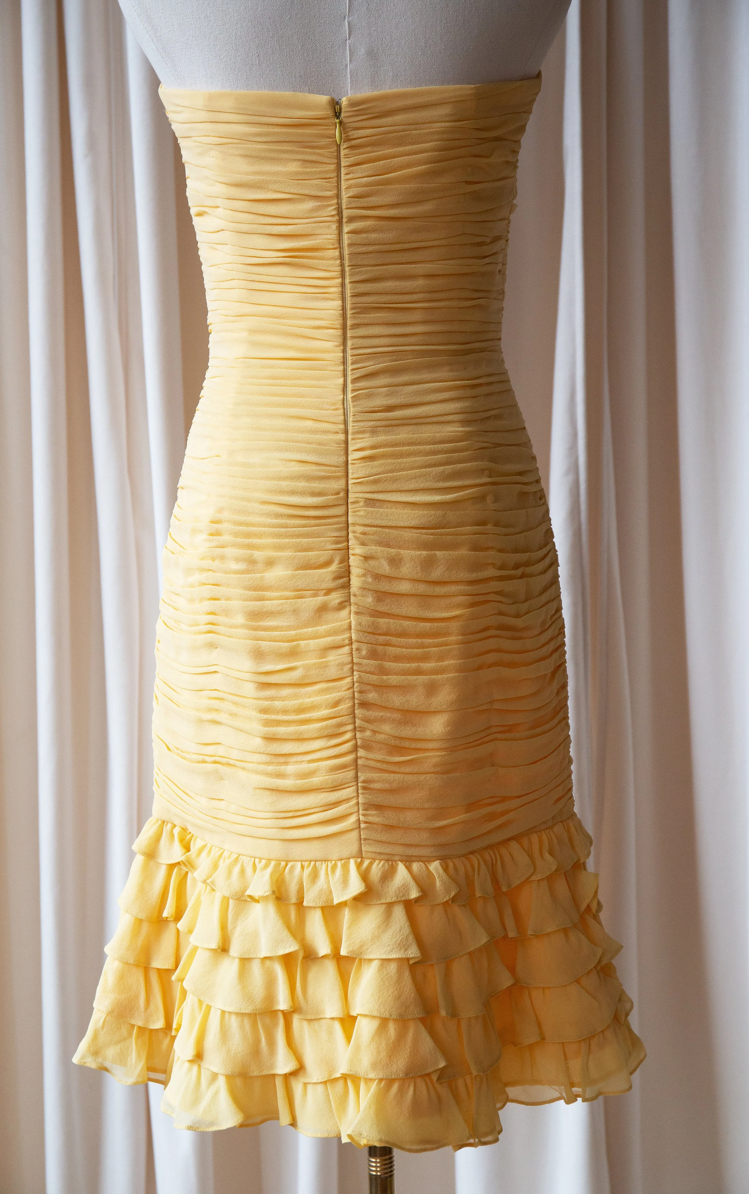 yellowsilkdress16.jpg