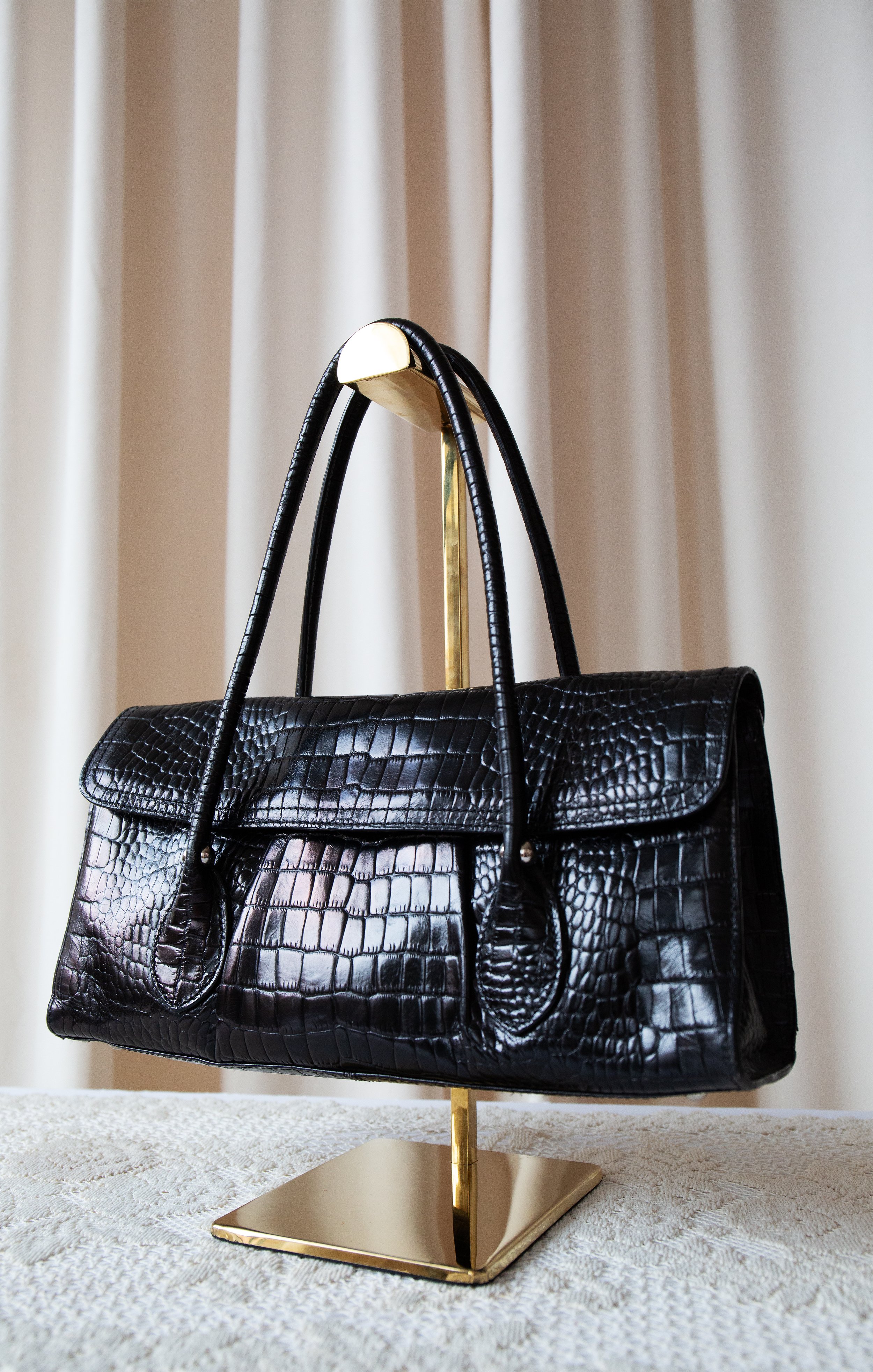blackcrocbag25.jpg