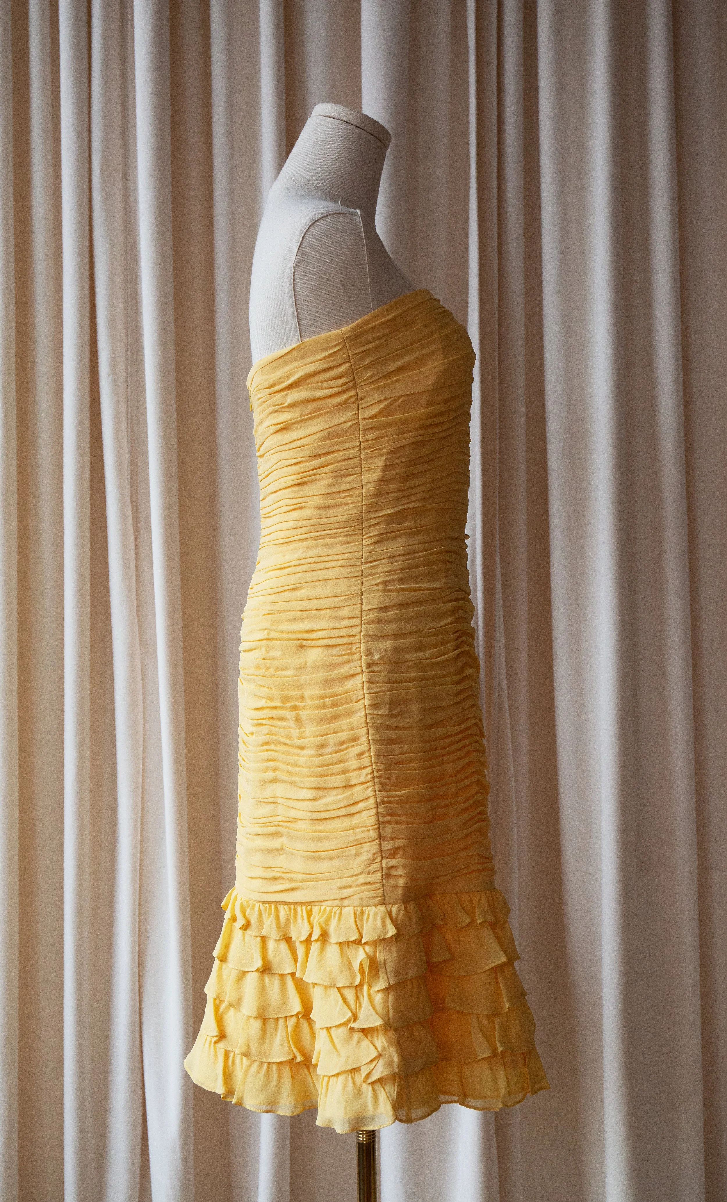 yellowsilkdress23.jpg