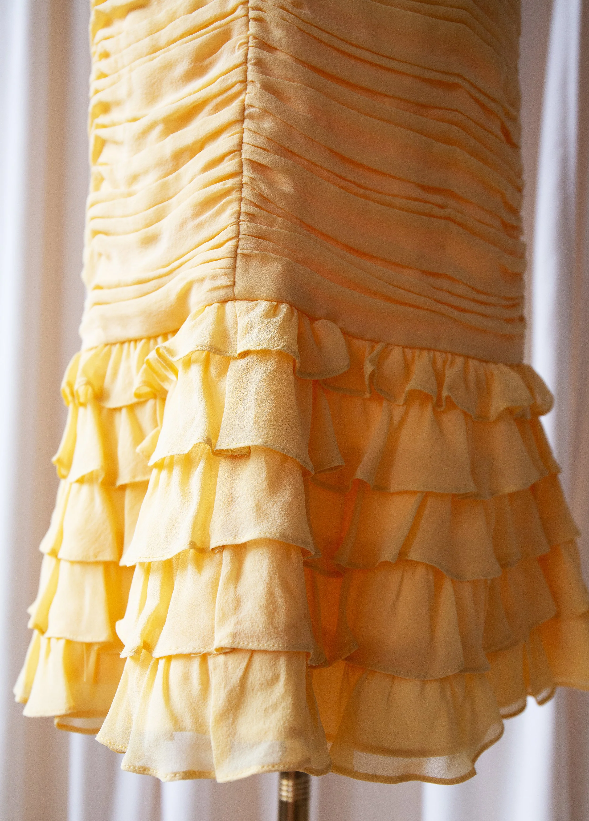 yellowsilkdress13.jpg