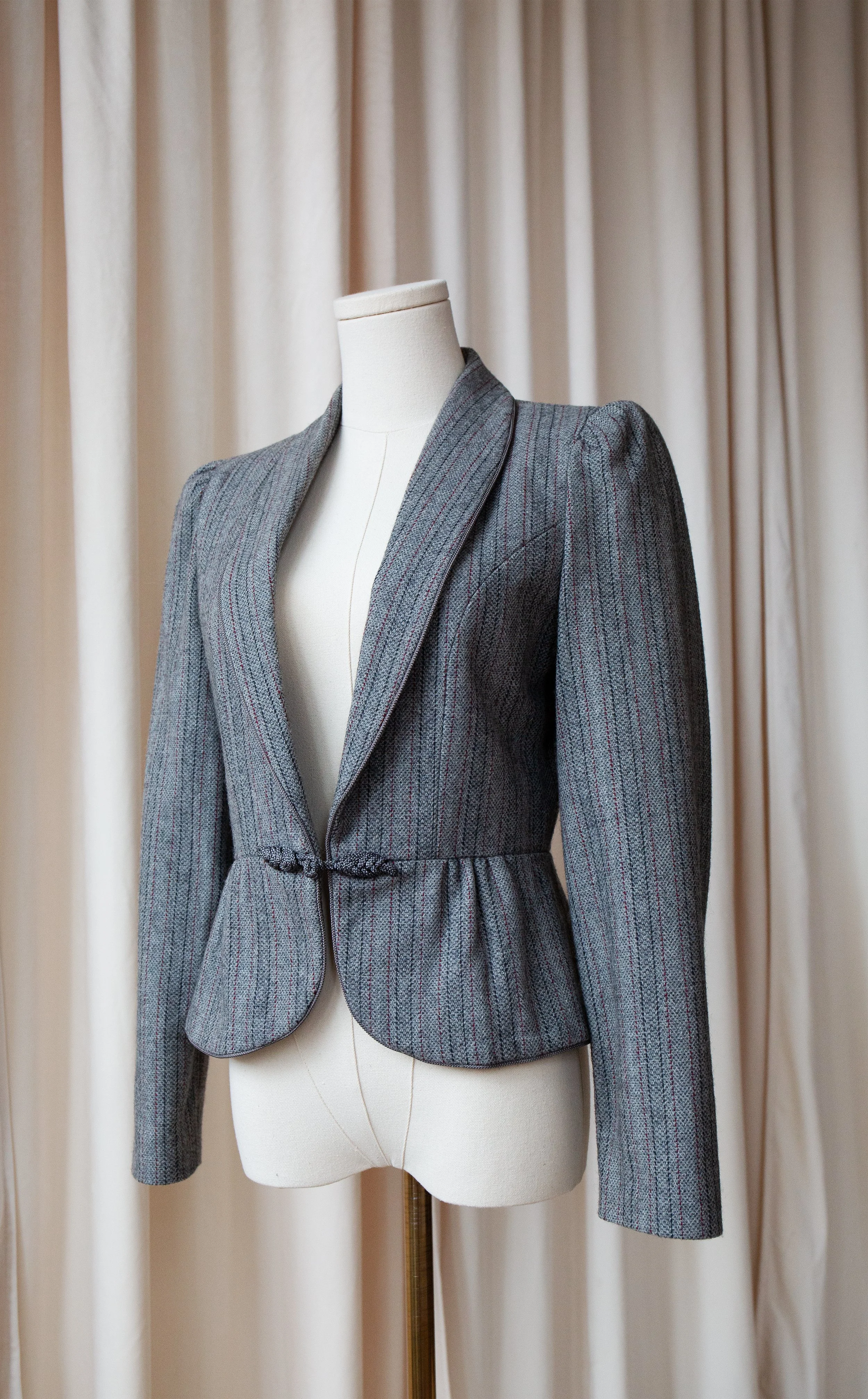greyblazer1.jpg