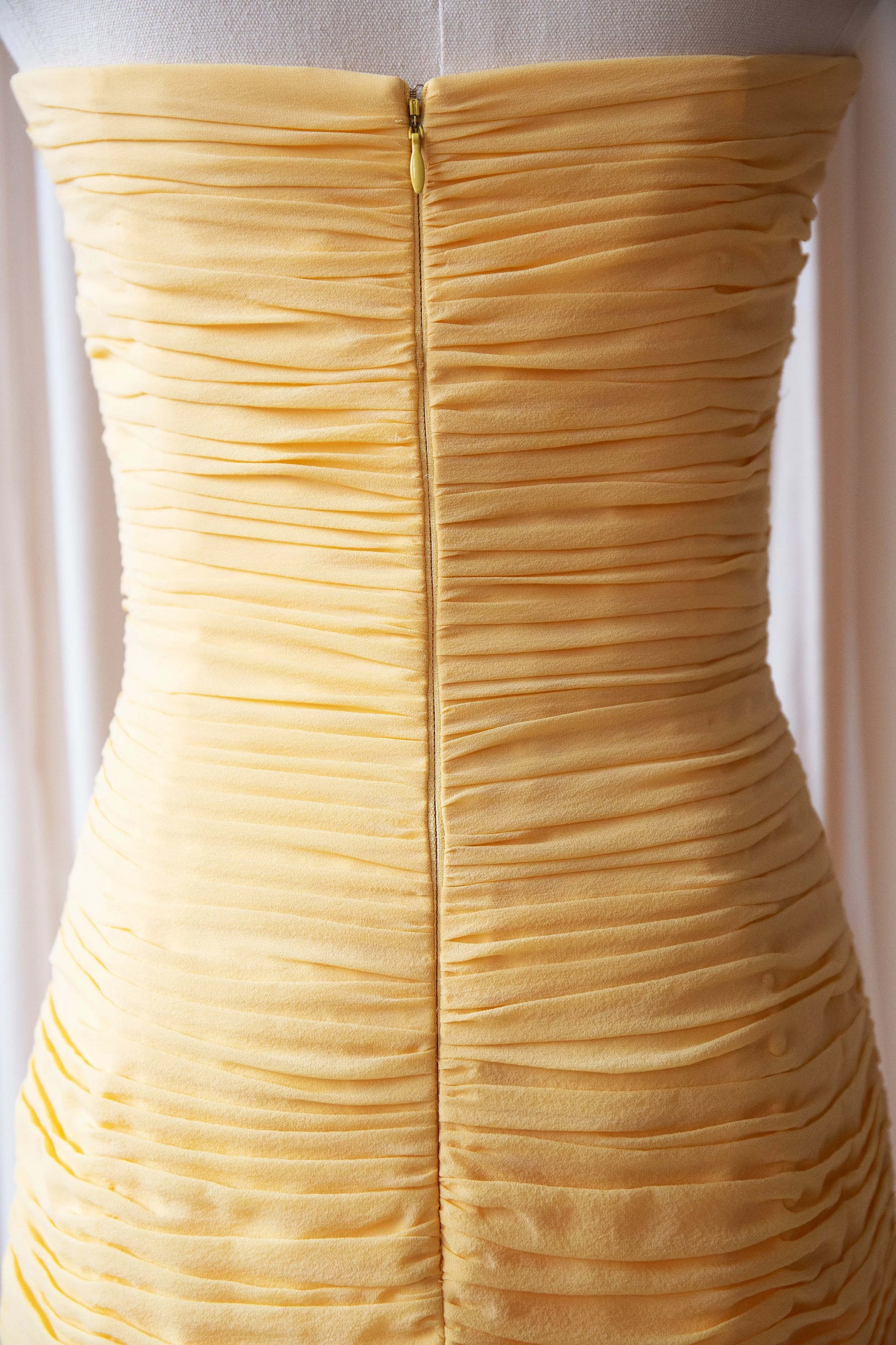 yellowsilkdress18.jpg
