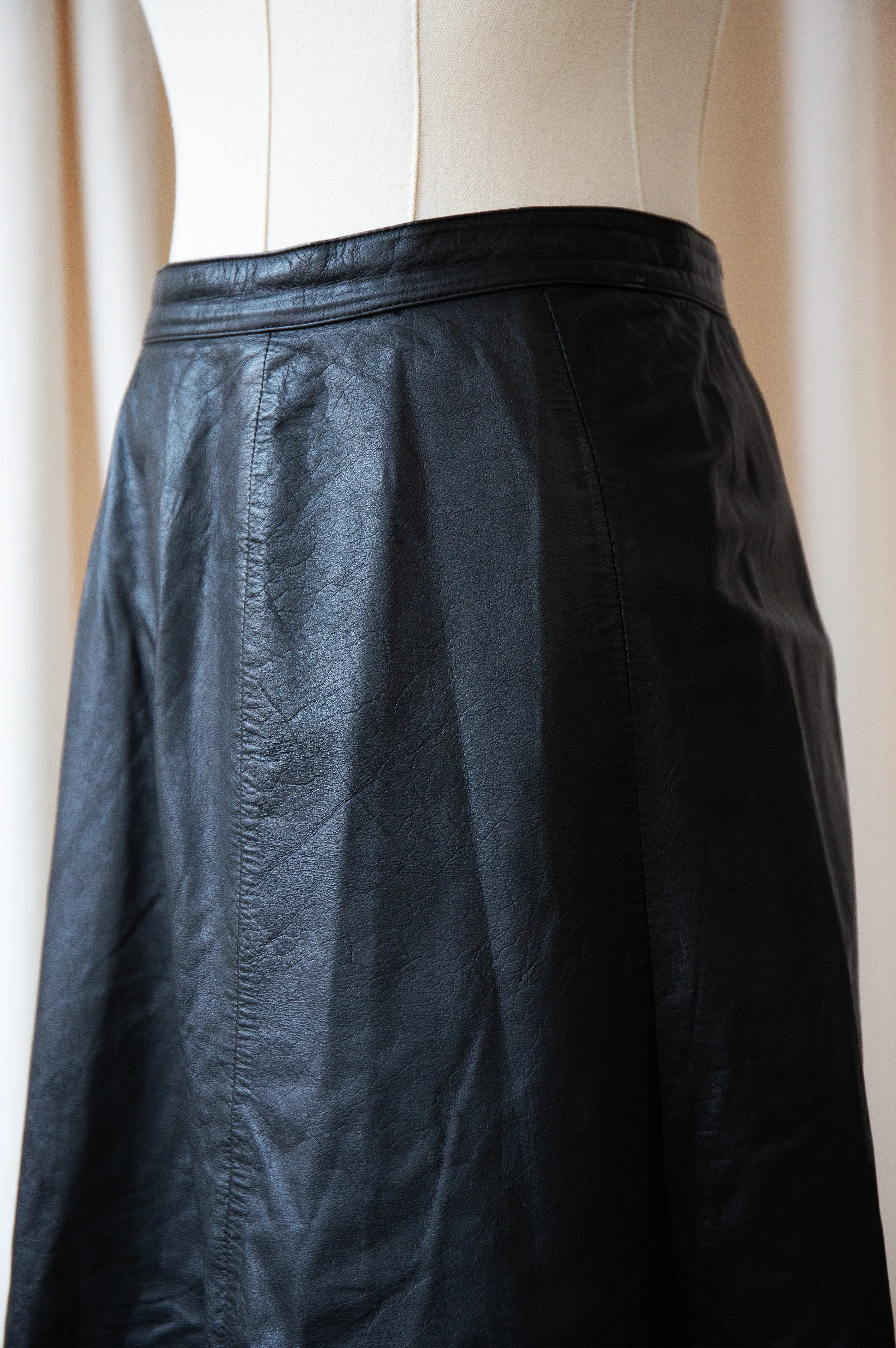 leathermaxiskirt9.jpg