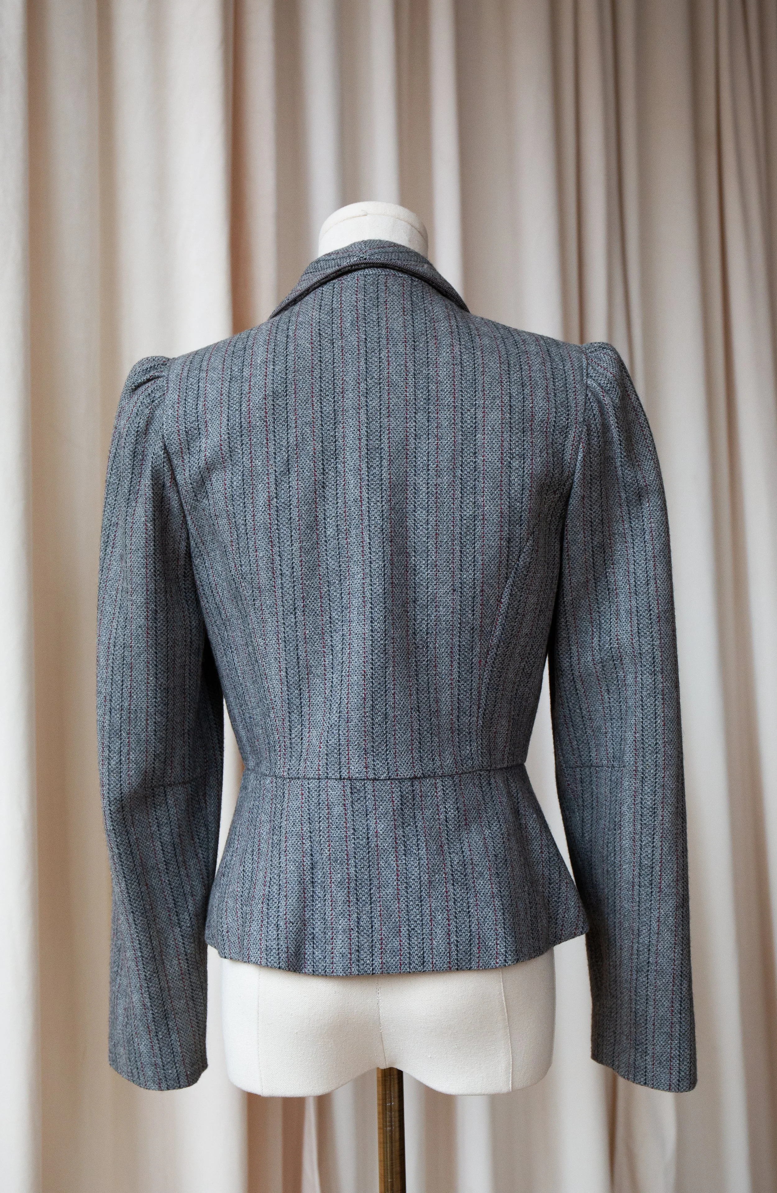 greystripedblazer11.jpg