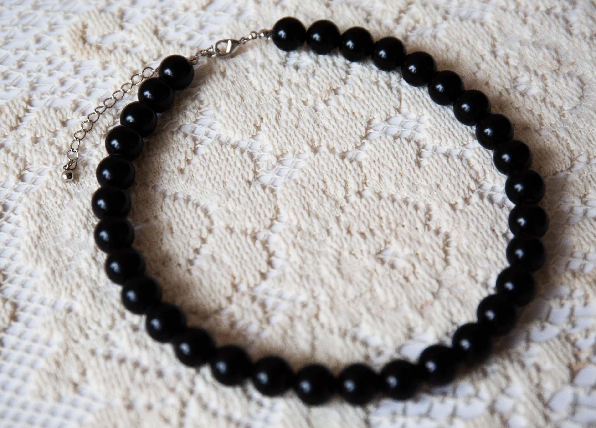 blackbeadedchoker5.jpg