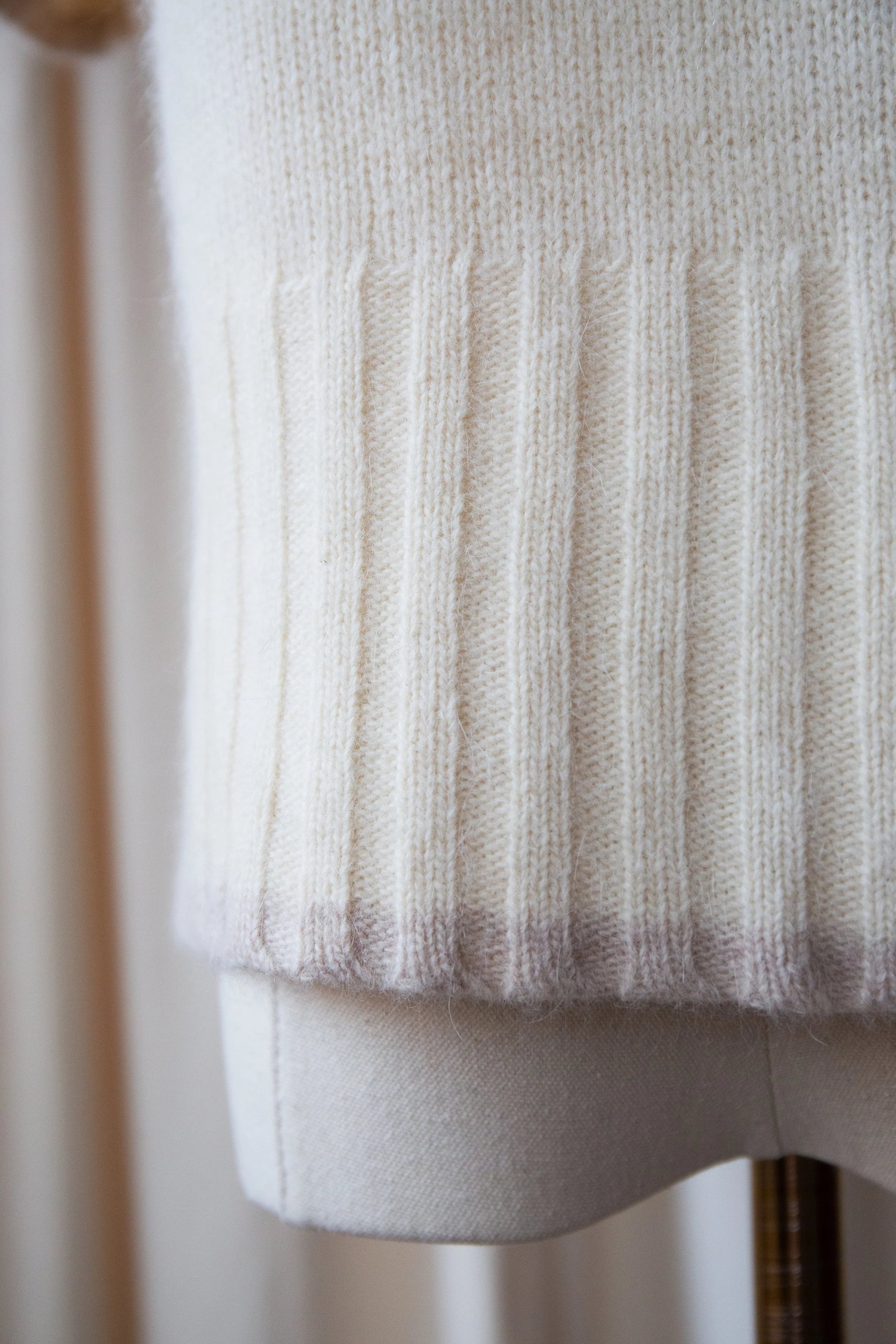 creammohairknit10.jpg