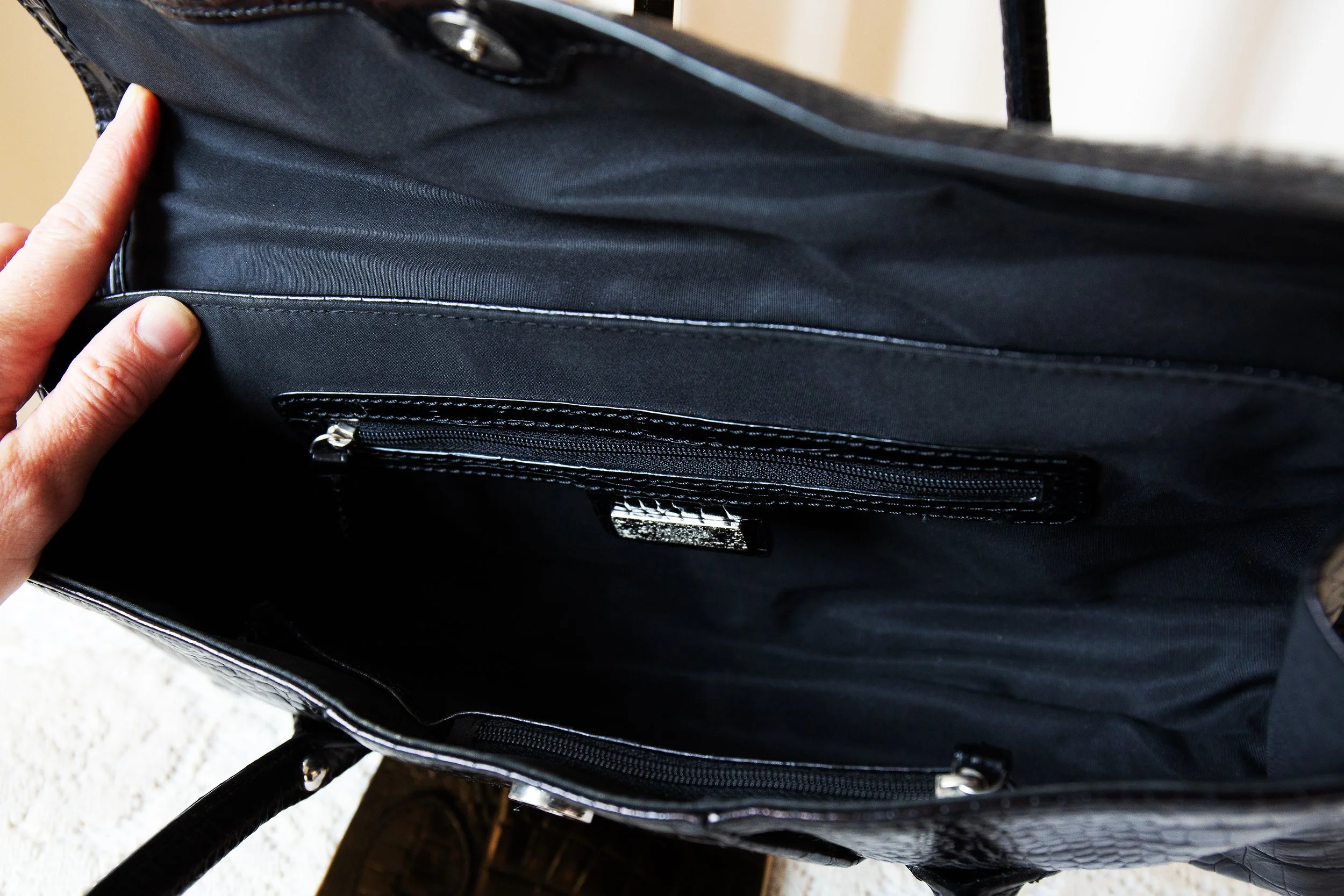 blackcrocbag24.jpg