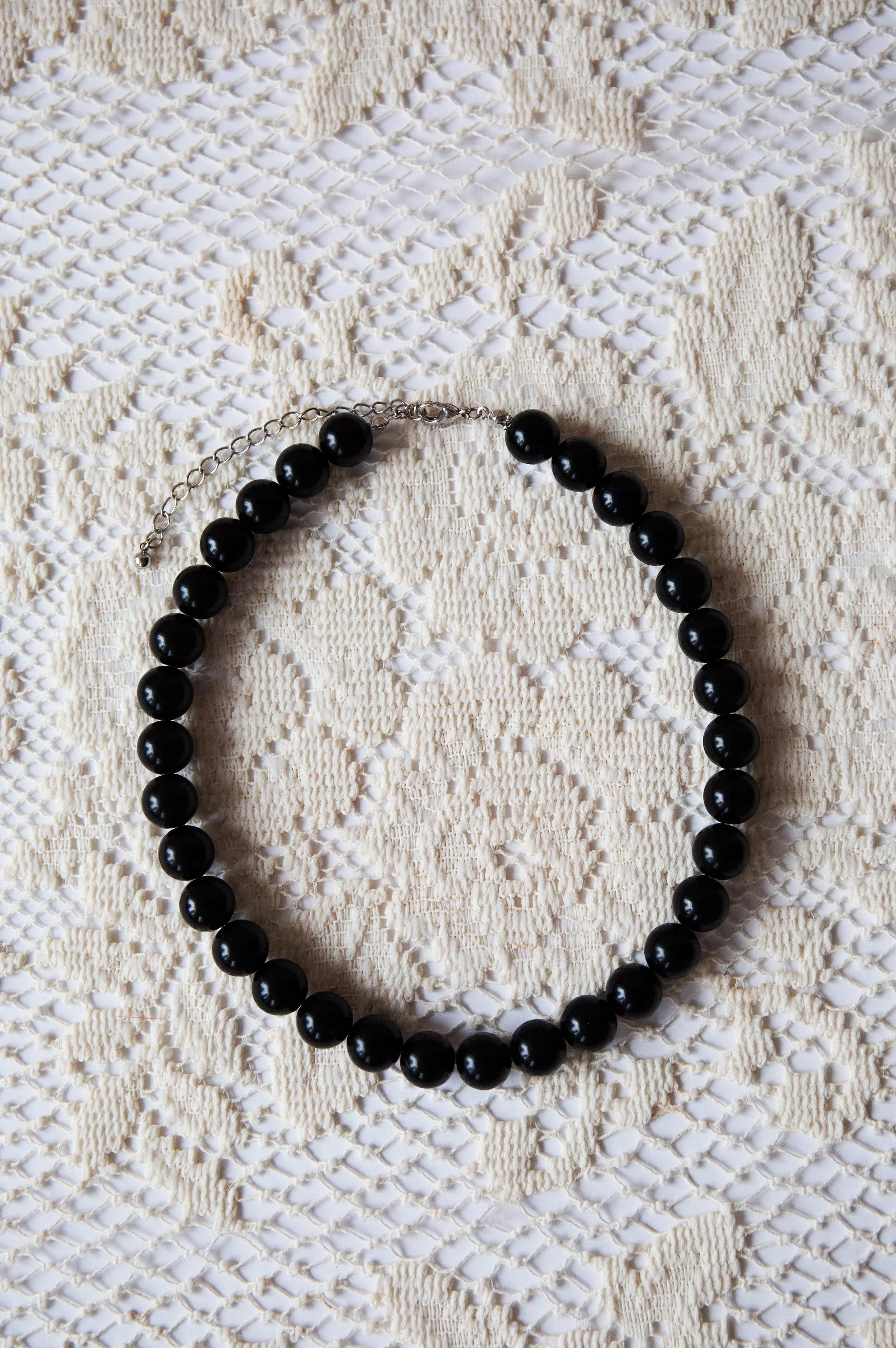 blackbeadedchoker2.jpg