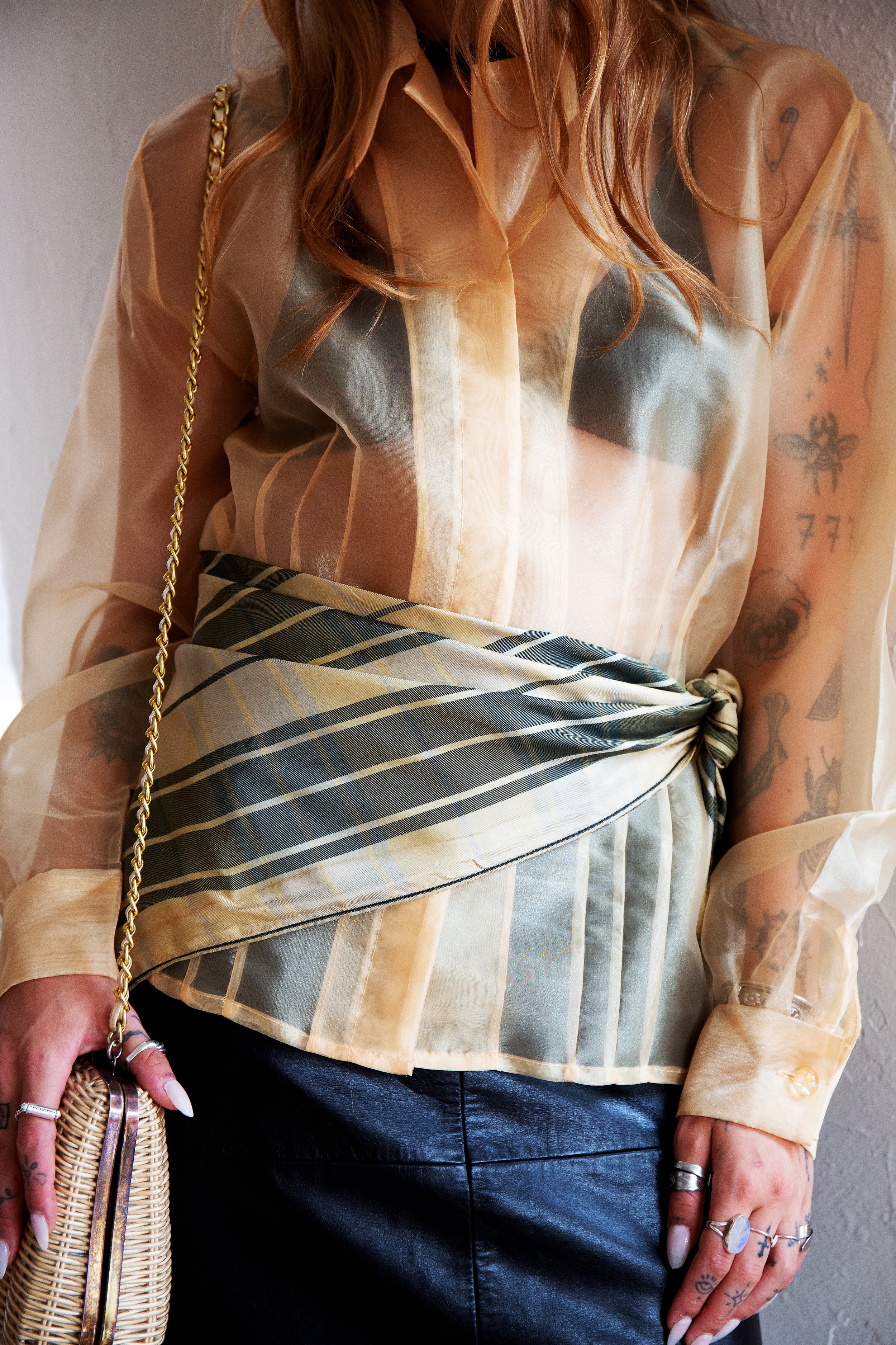 yellowblouse2.jpg