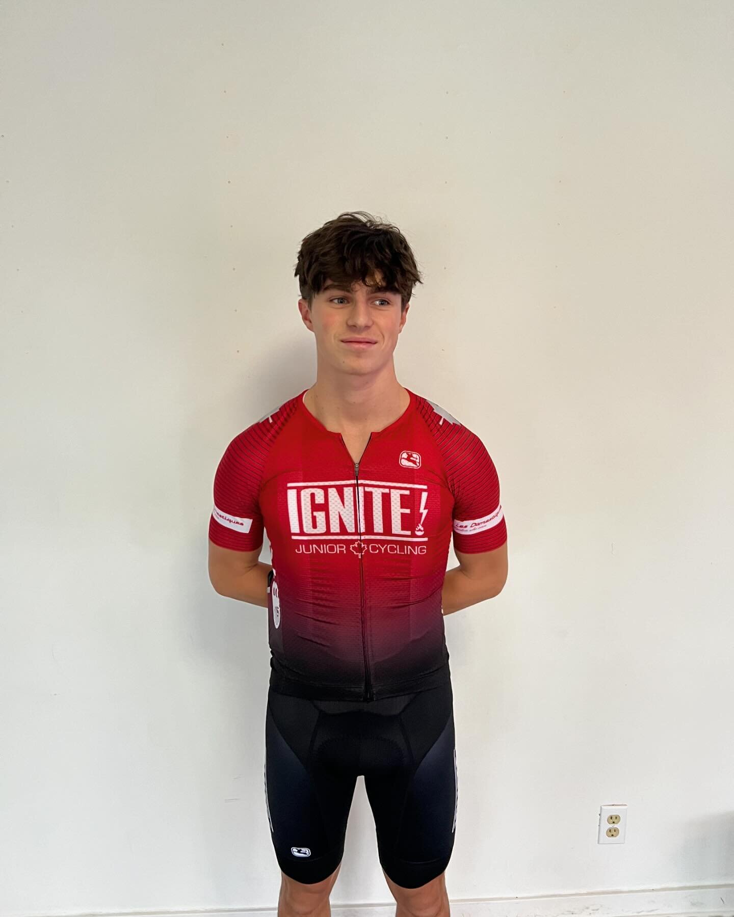 🇨🇦Mik et Adam participeront au projet europ&eacute;en de printemps juniors avec @cyclingcanadaofficial . 

Ils courseront &agrave; l&rsquo;omloop van Borsele, GO West Bohemia et la Course de la Paix du 16 avril au 6 mai. 

Notre entra&icirc;neur Sc