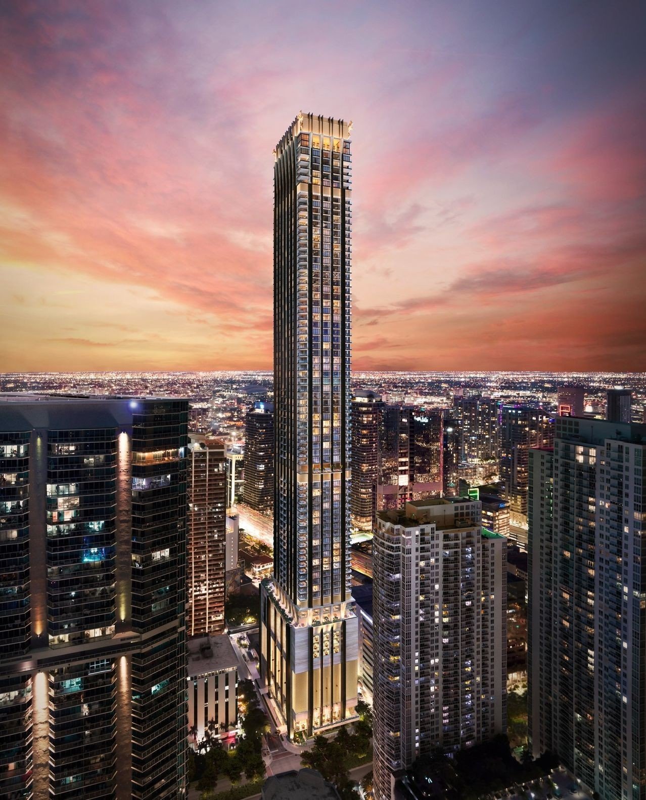 Soaring an impressive 1,049 feet tall, 888 Brickell Avenue marks more than one first, with @jdsdevelopmentgroup partnering with the iconic fashion couture and lifestyle powerhouse @dolcegabbana for their first foray into real estate, expanding the It