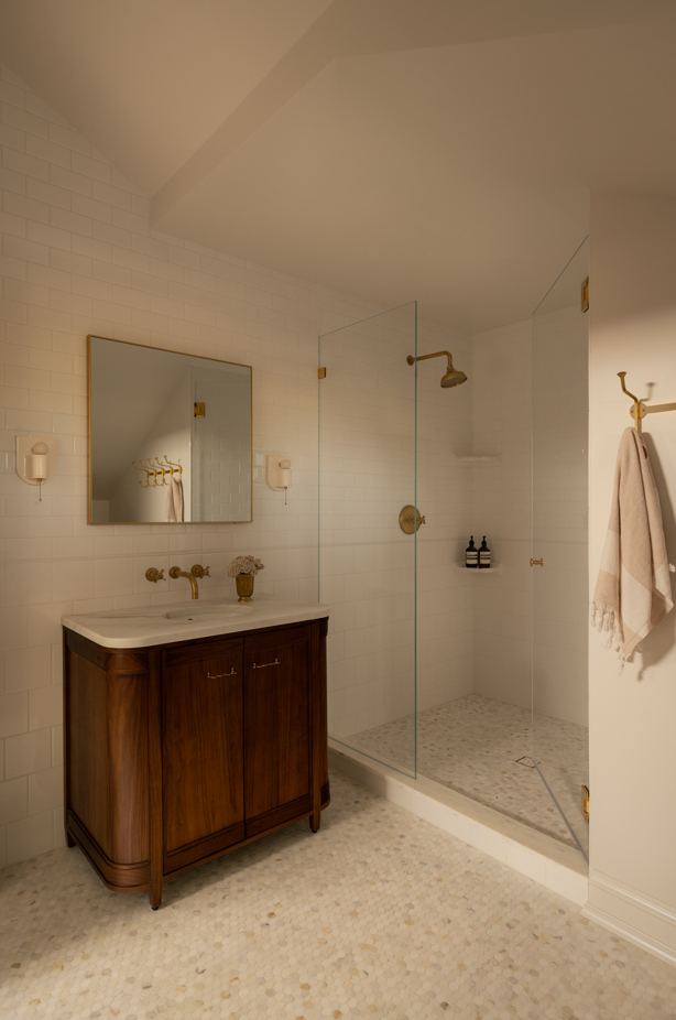 guestbath_small.png
