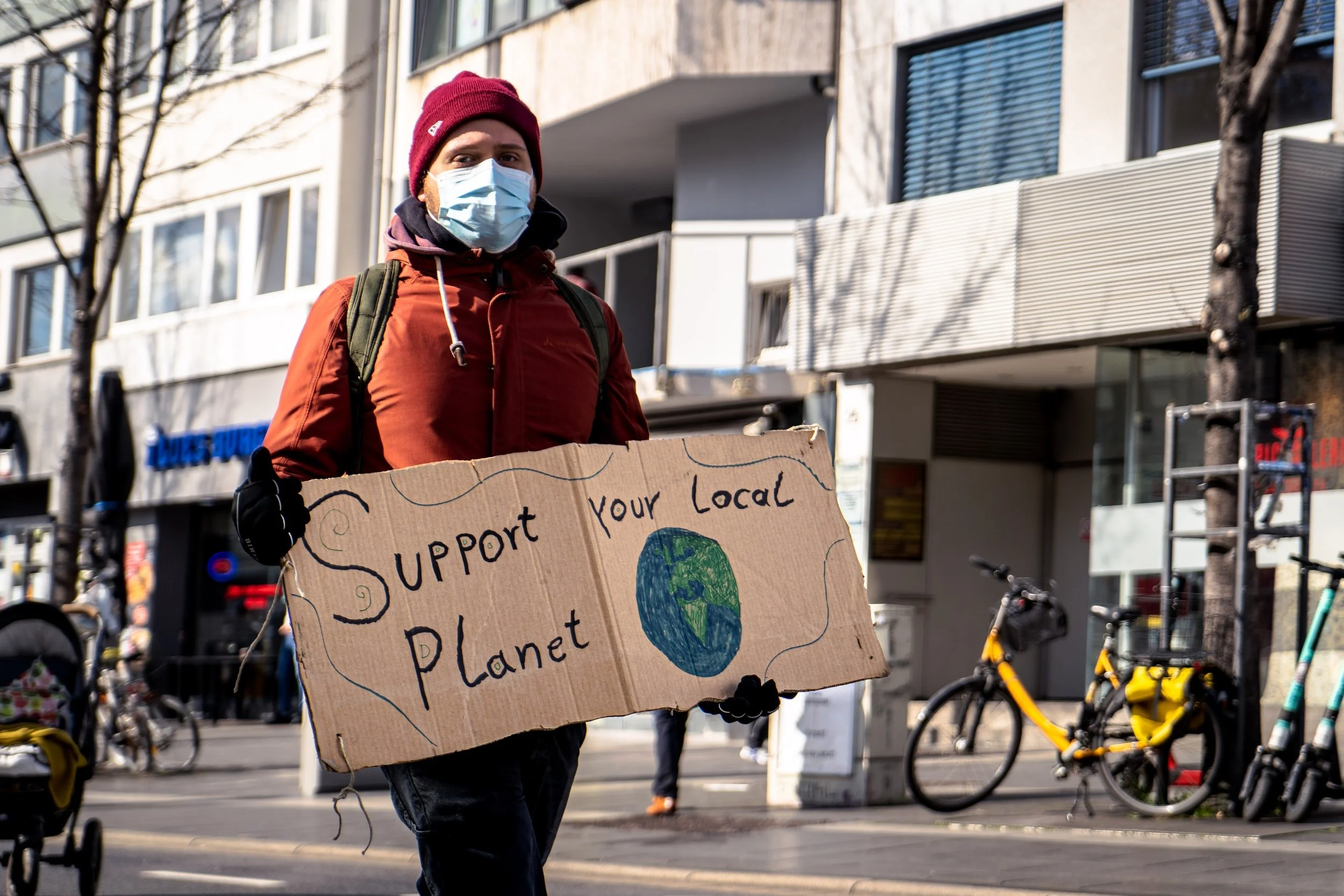 Morgan discusses Climate Action Lab research at Weston Roundtable