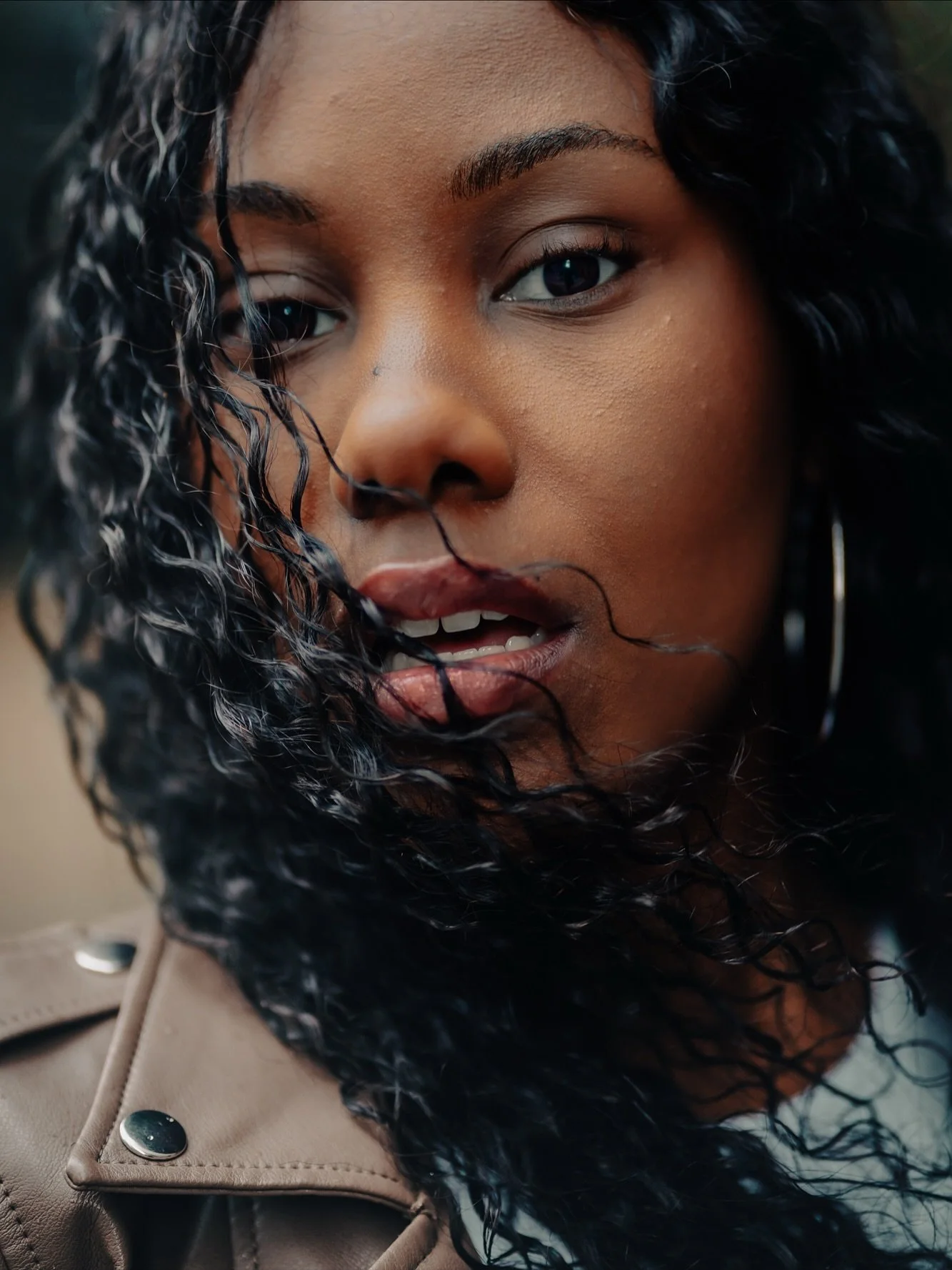 Yass queen! 🔥👑 
The incredibly sweet, talented, and beautiful Kasandra Price vibin’ at @seattle.snap yesterday in downtown Seattle.