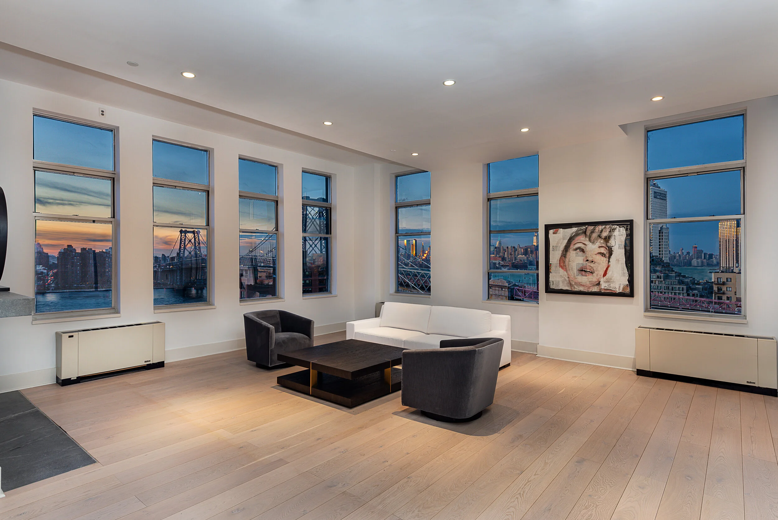 The original space is carefully captured from strategic angles, in high-resolution and optimal lighting conditions.