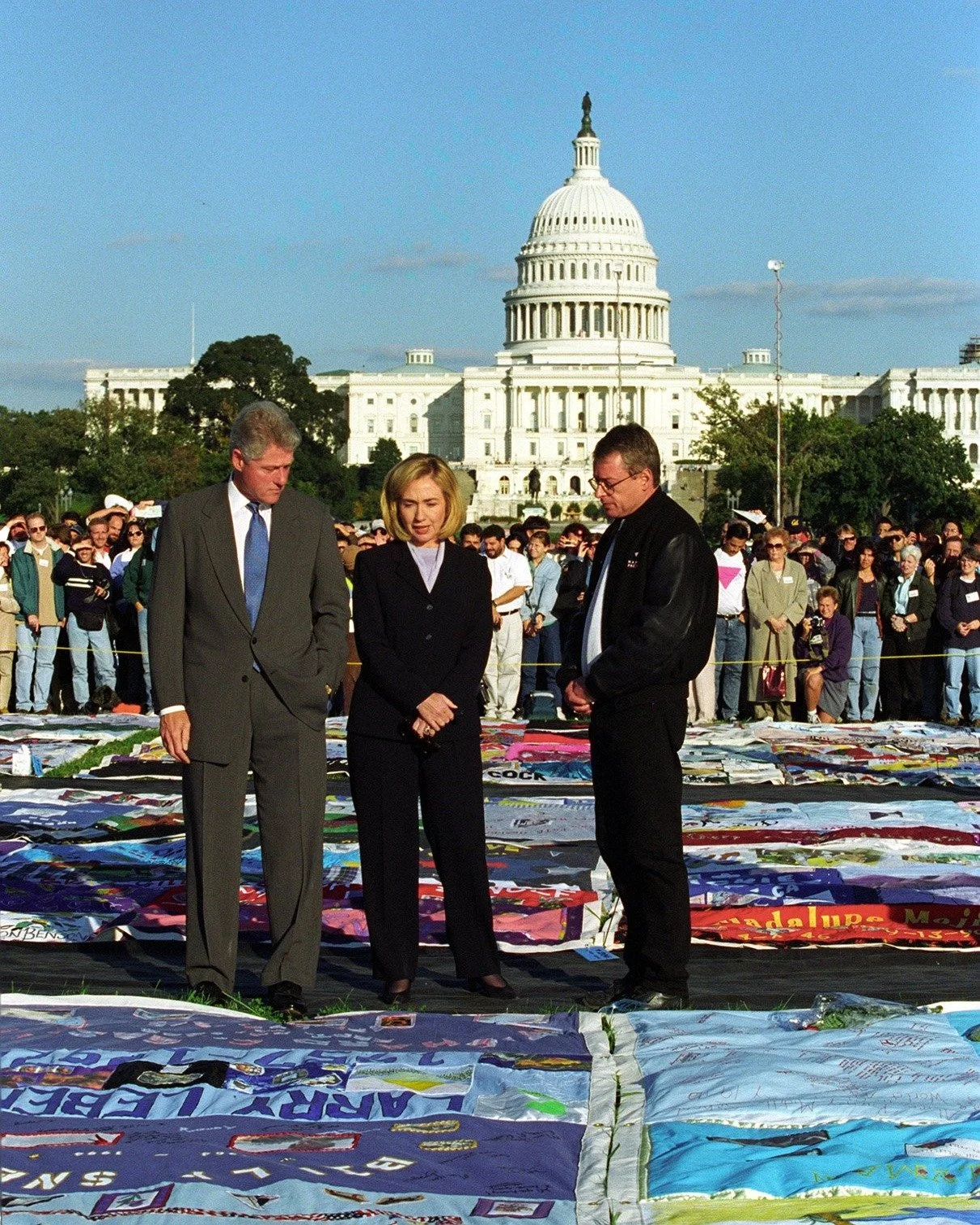 Twenty-six years ago, in October 1998, then-President Clinton declared AIDS to be a “severe and ongoing health crisis” in African American and Hispanic communities in the United States. Clinton announced a new package of initiatives aimed