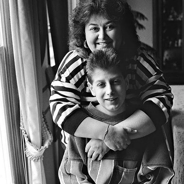 Indiana teen Ryan White died from complications of HIV/AIDS #OnThisDate April 8, 1990. A hemophiliac, he became HIV+ during a factor VIII blood treatment, before testing blood for HIV was commonplace. When he attempted to be readmitted to school, Rya
