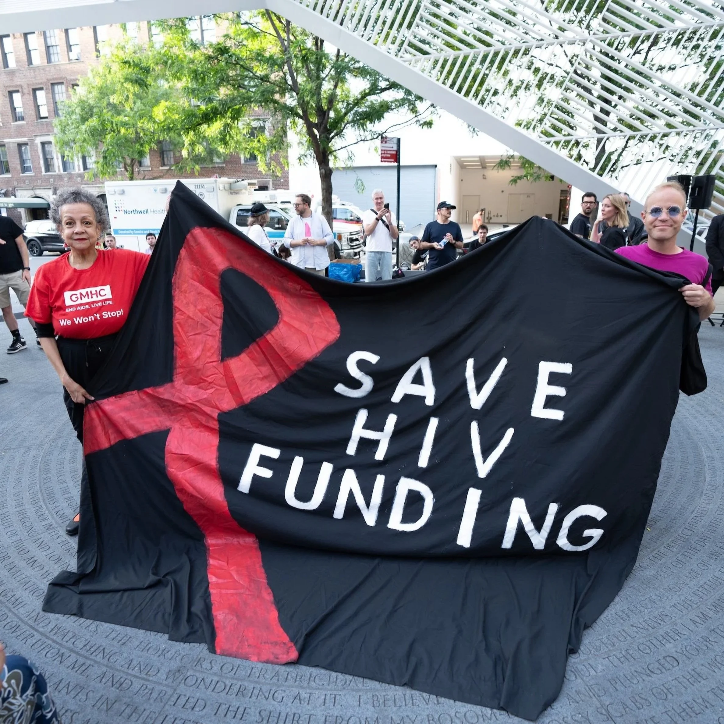 On Friday, June 5, we were joined by a broad coalition of community organizations including @actupny @housingworks, @risenresistnyc @prep4all @callenlorde @savehivfunding @treatmentactiongroup @1199sieu and others at the #nycaidsmemorial for a candle