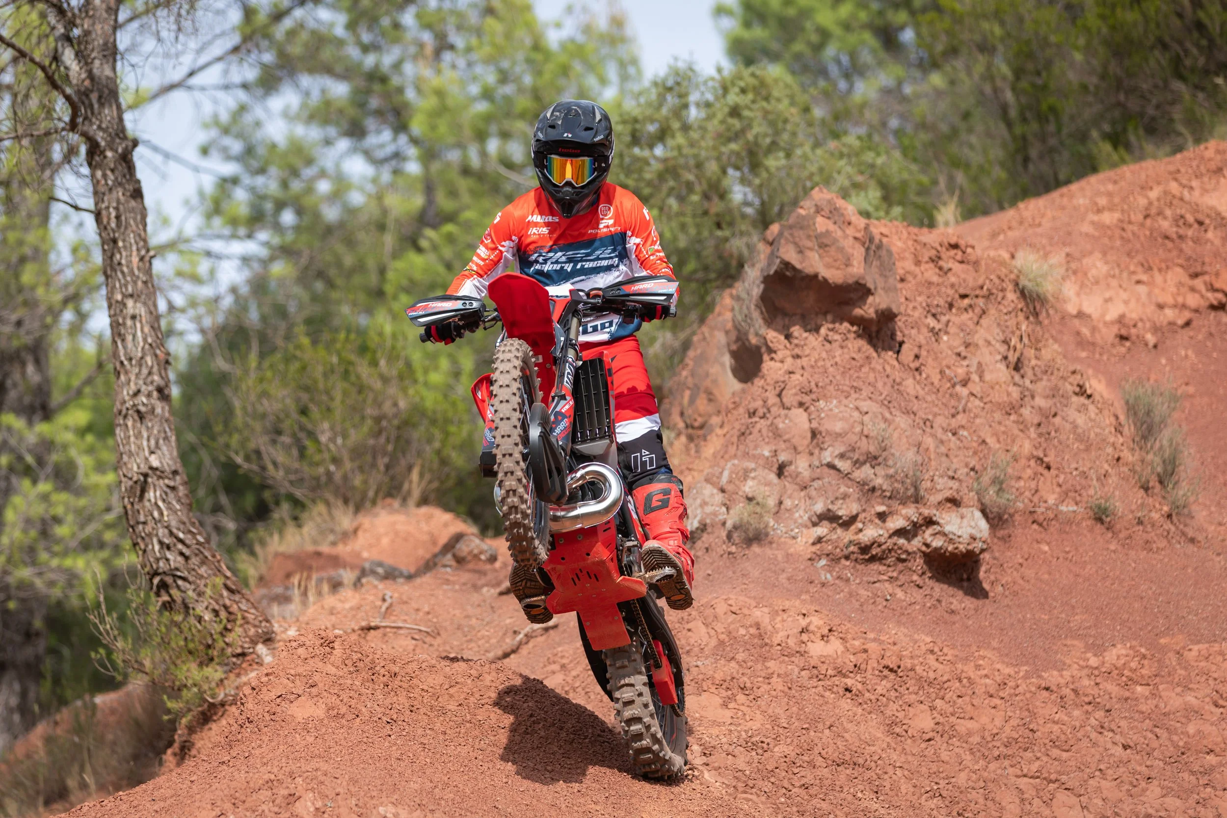 rieju-hard-enduro-action-3--6a9e83efa8125.jpg