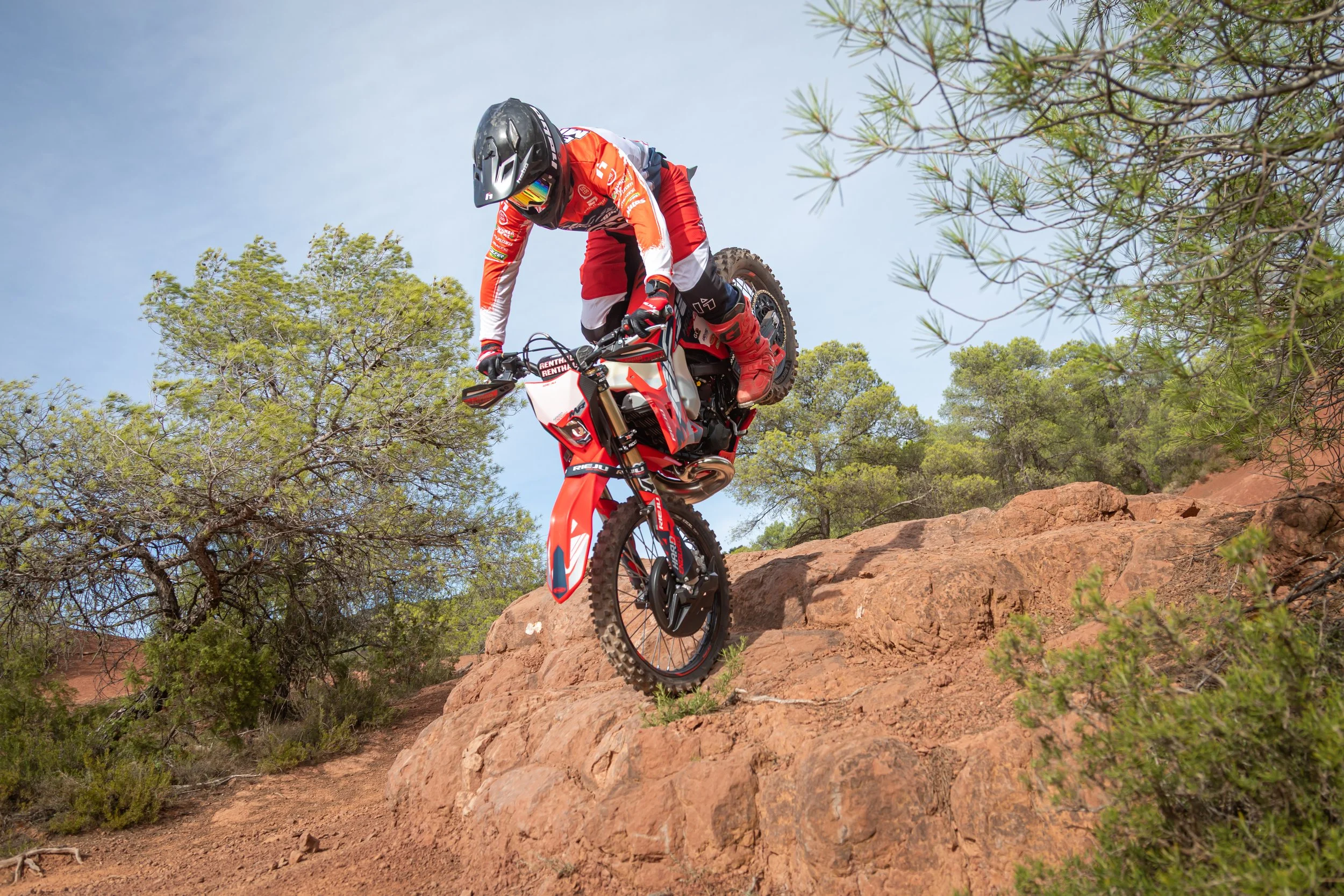 rieju-hard-enduro-action-1--6a9e83f32413b.jpg