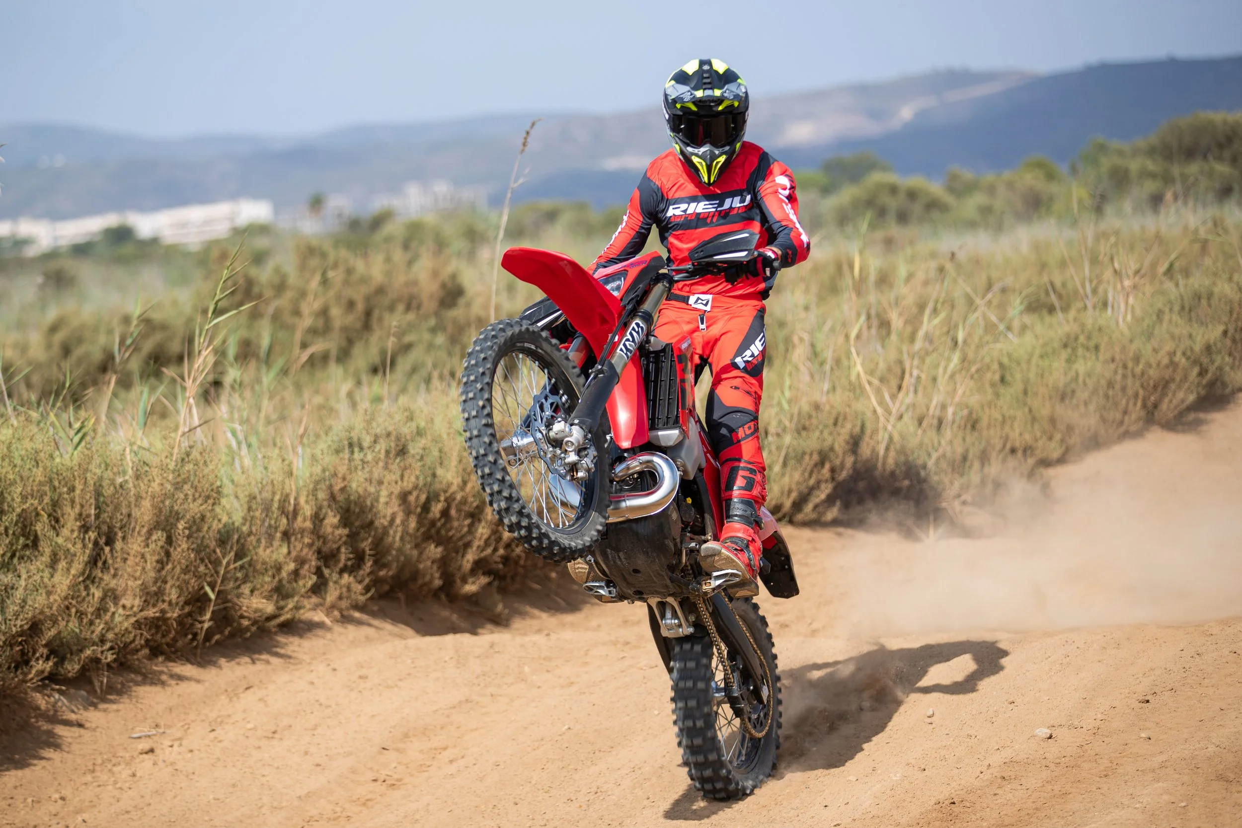 mr-racing-5--6a9e8a716b2a8.jpg