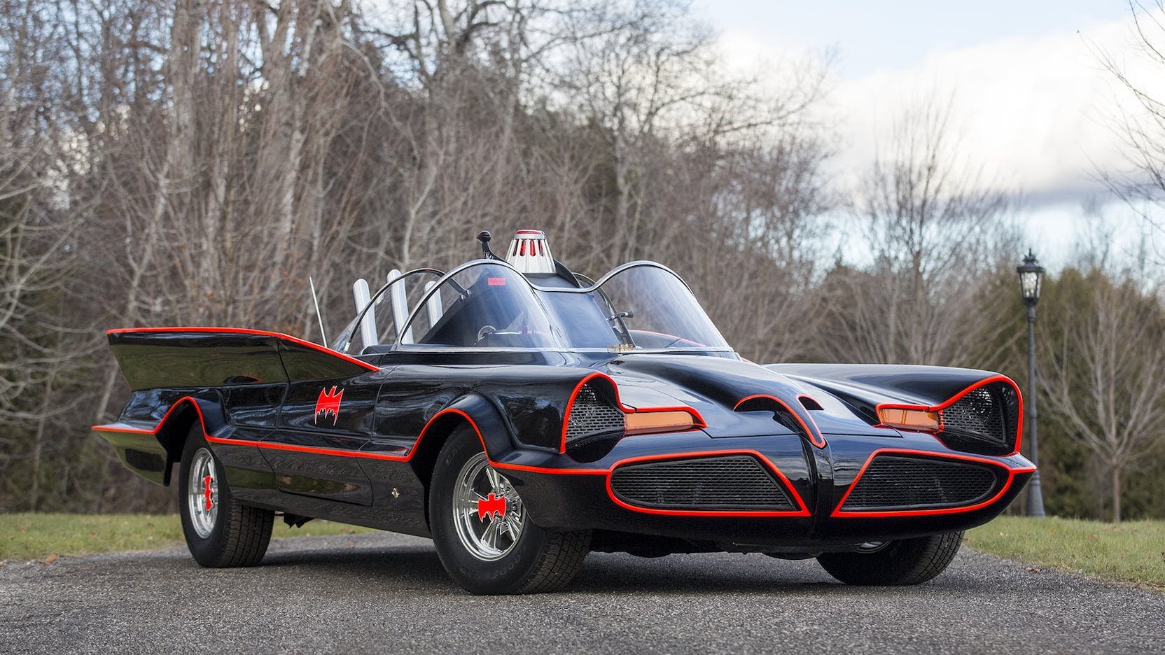 The Petersen Automotive Museum's Cars of Film and TV Exhibit Has the Best  Batmobile