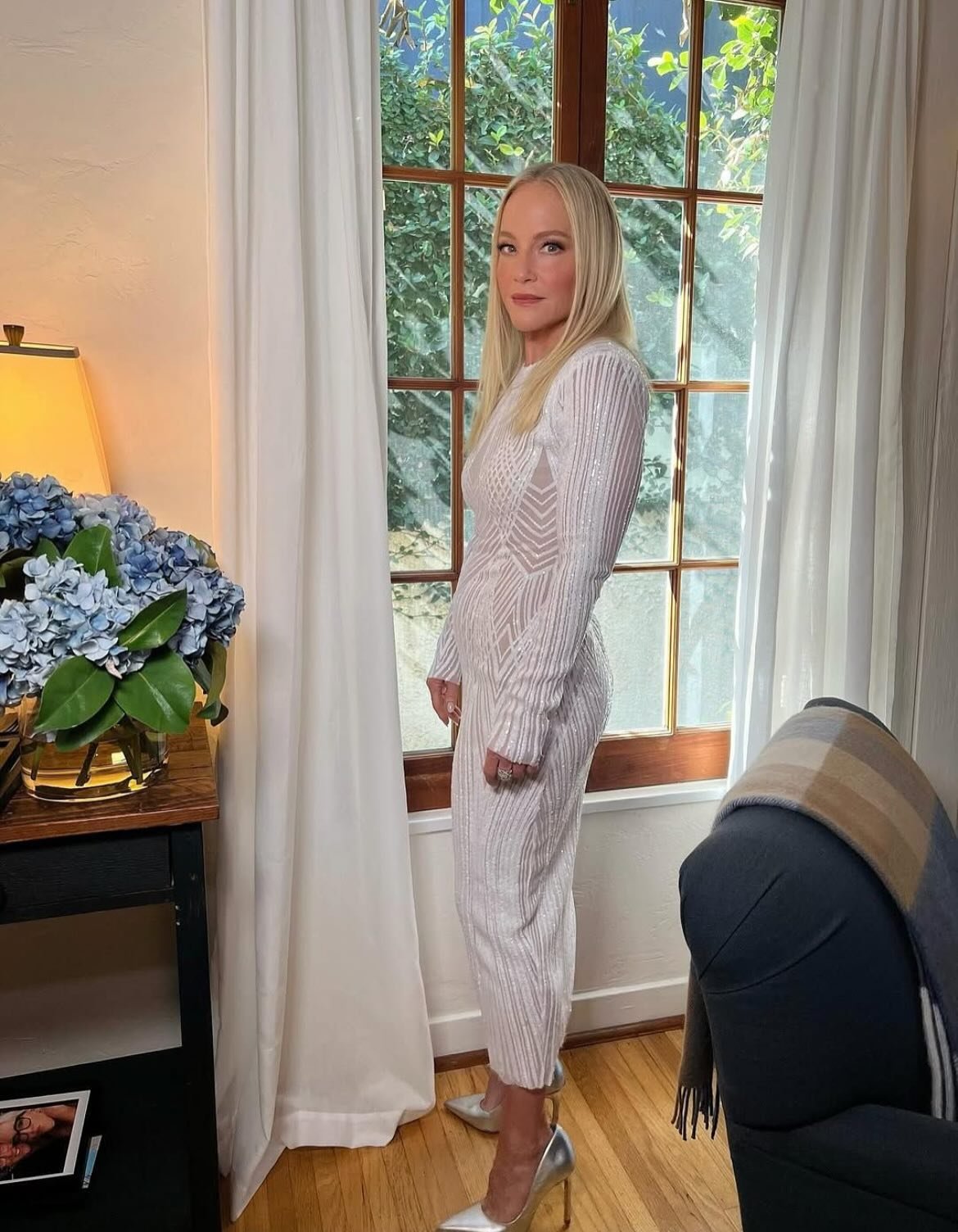 @rachaelharris rocking some @moniquesinghofficial for the @acauseforentertainment Gala - styled by @anandarose ⚡️

We love seeing our designers collections flying through our studios and onto the backs of talent 🖤