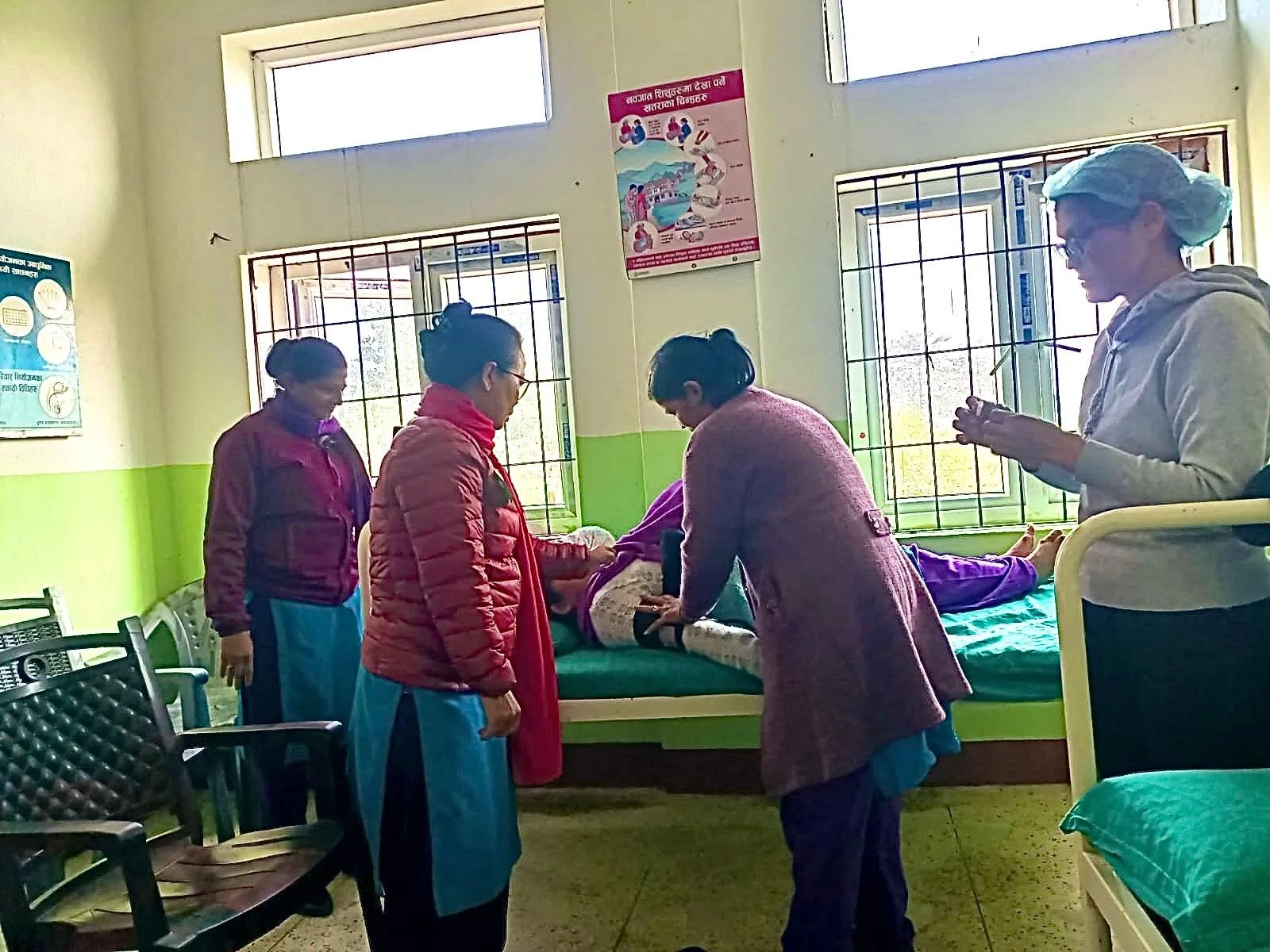 Mentees performing simulation on Severe Eclampsia.jpeg