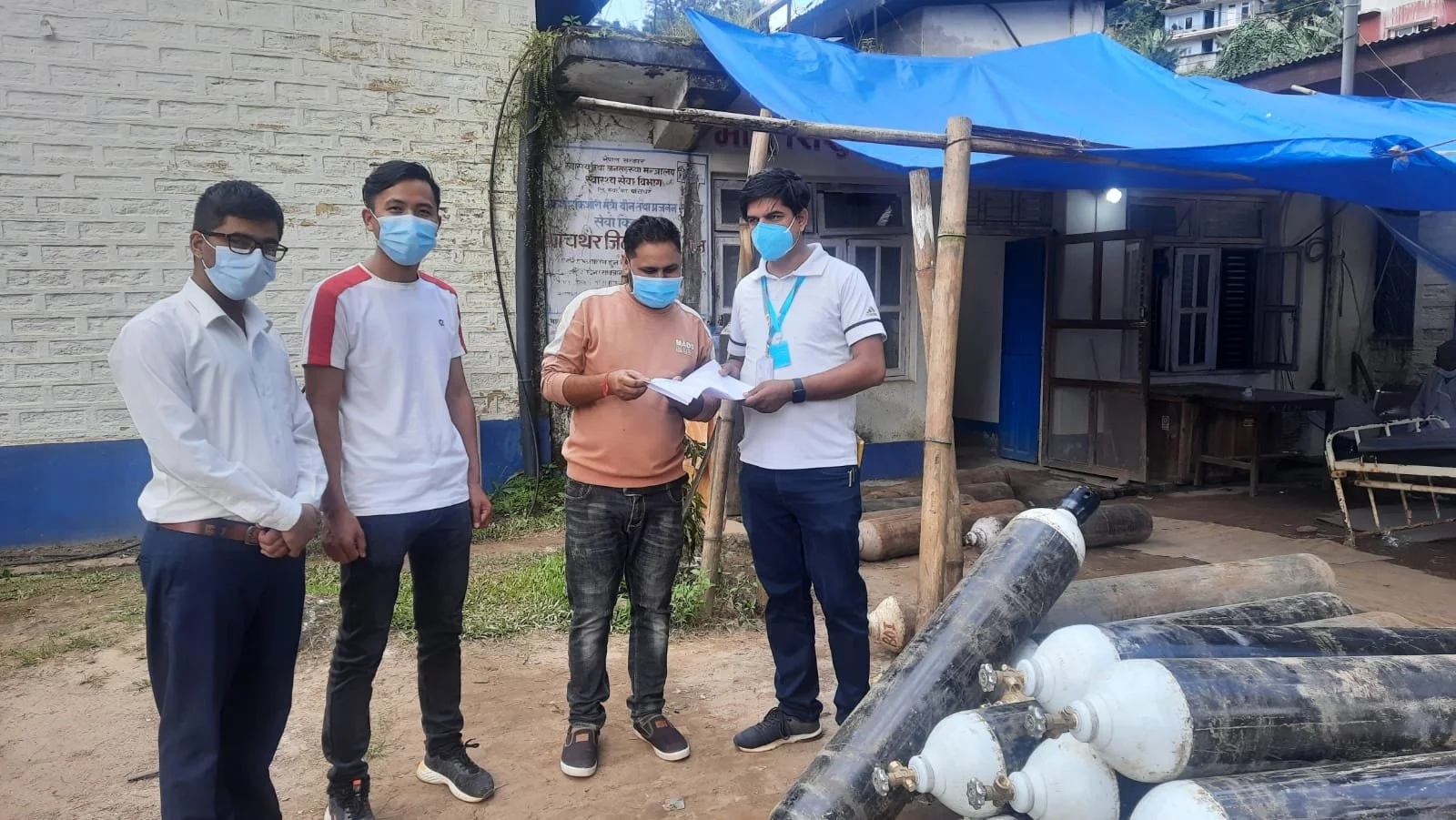 O2 cylinders handover - COVID 2021 Response