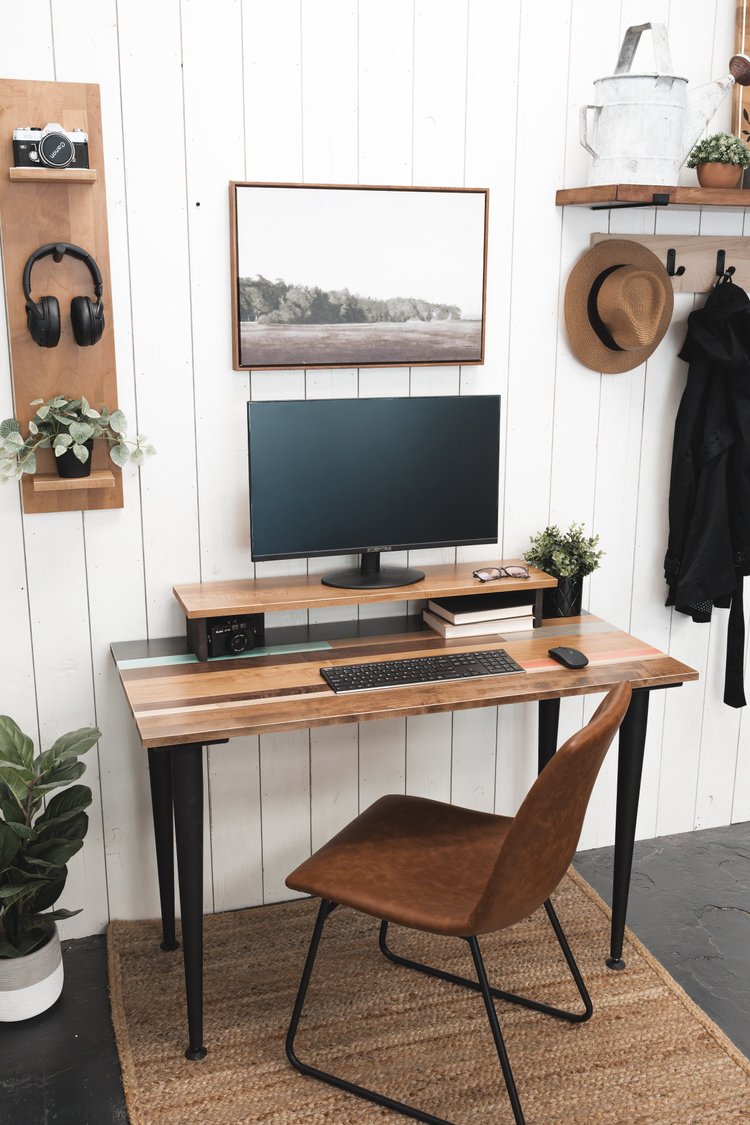 The Rae - Computer Desk