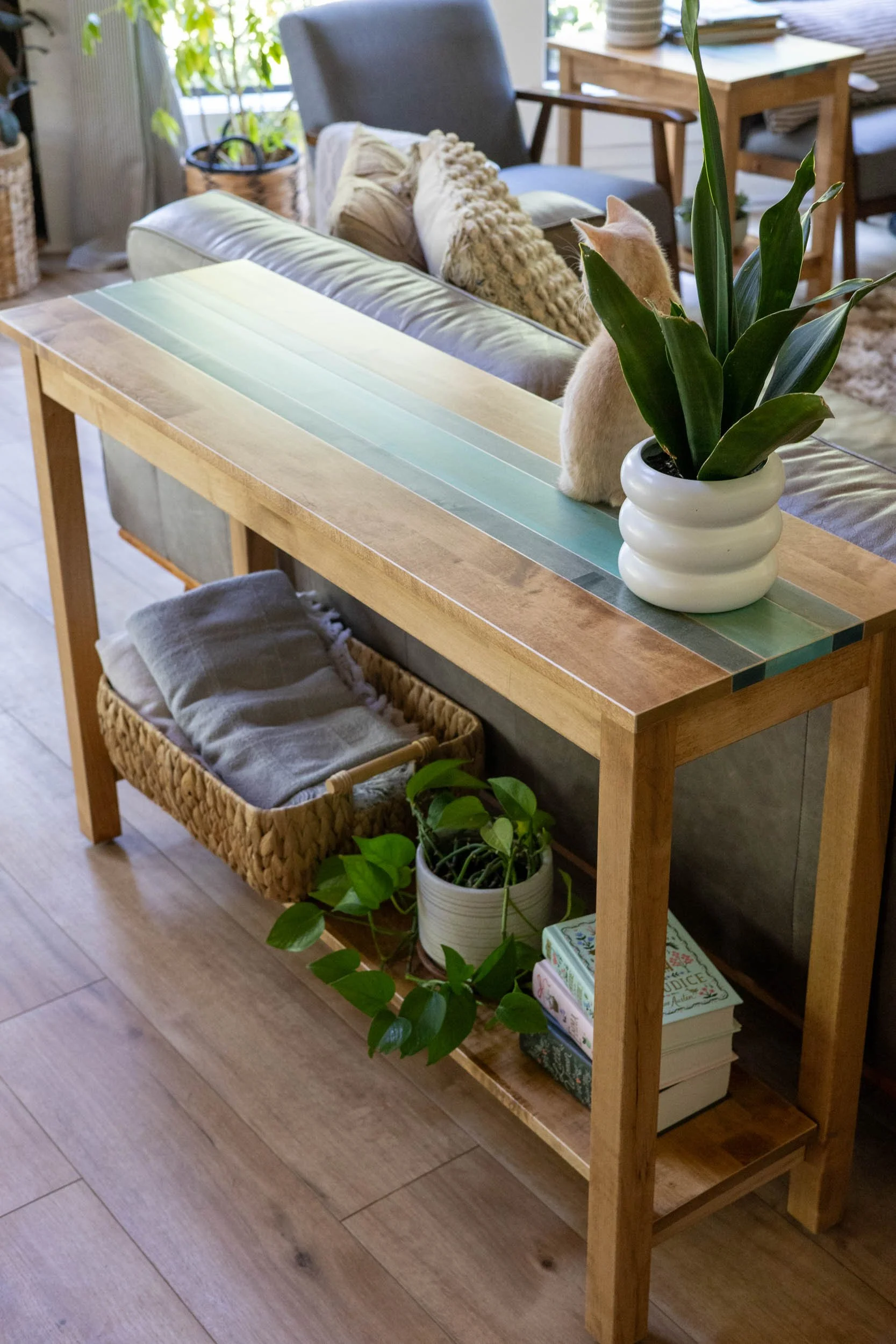 The Belle - Console Entryway Table