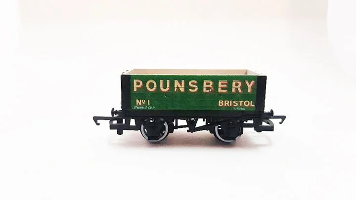 Hornby Pounsbery Plank Wagon