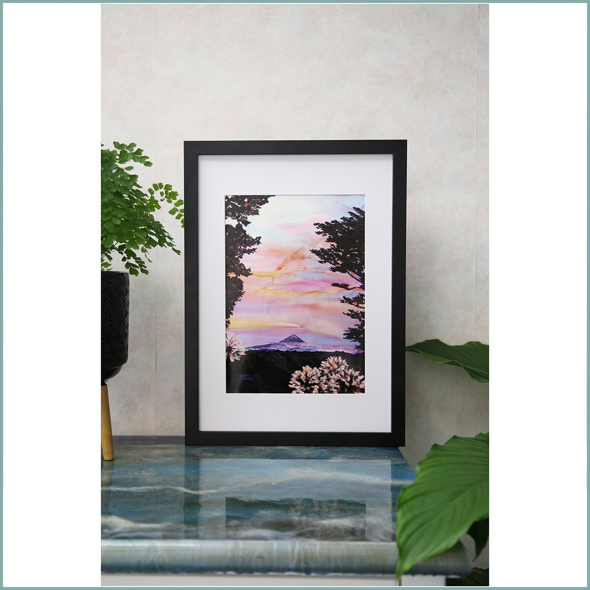 taranaki in pink 1200b 01.jpg