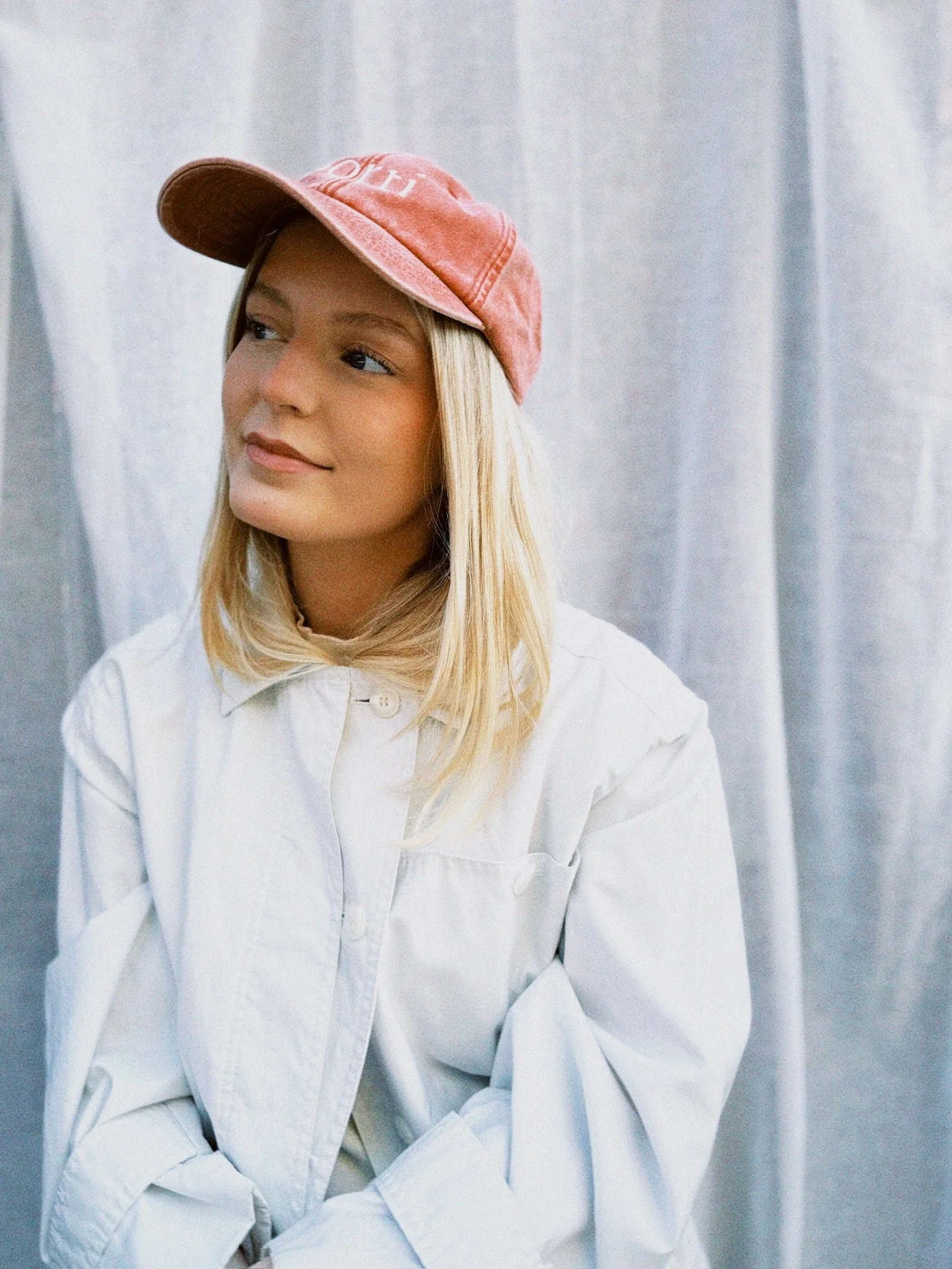 Borti Caps "vintage" rustrød/hvit logo