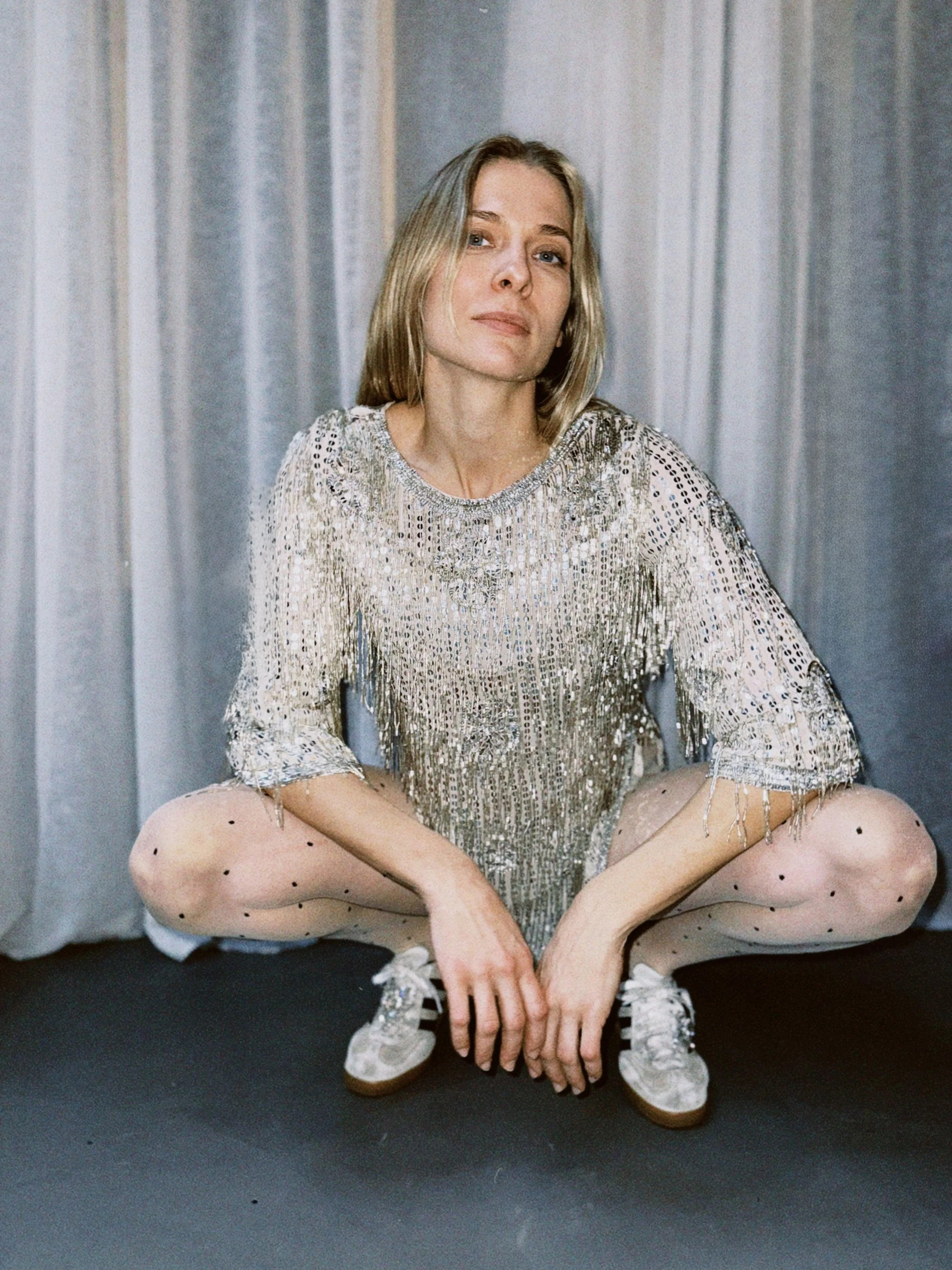 Topp paljetter sølv/hvit