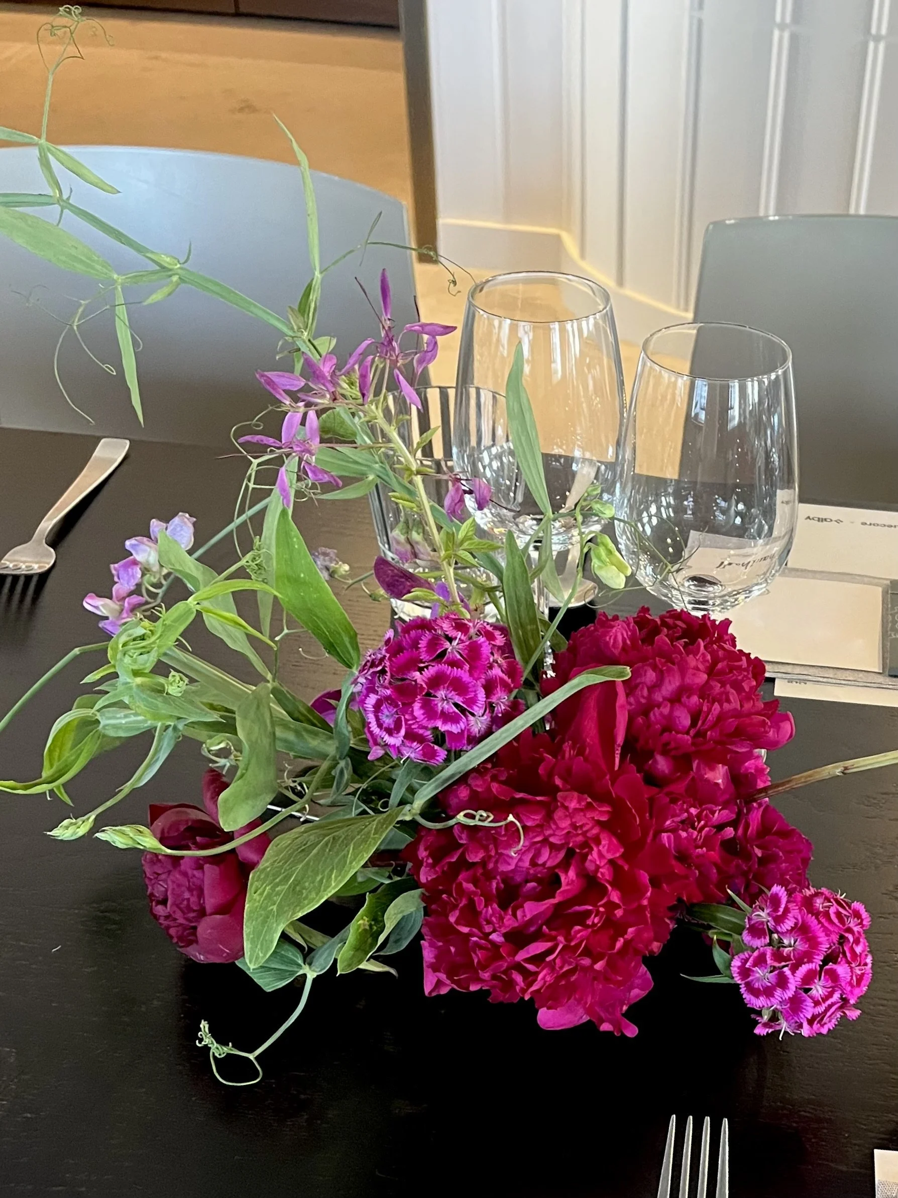 Table arrangement