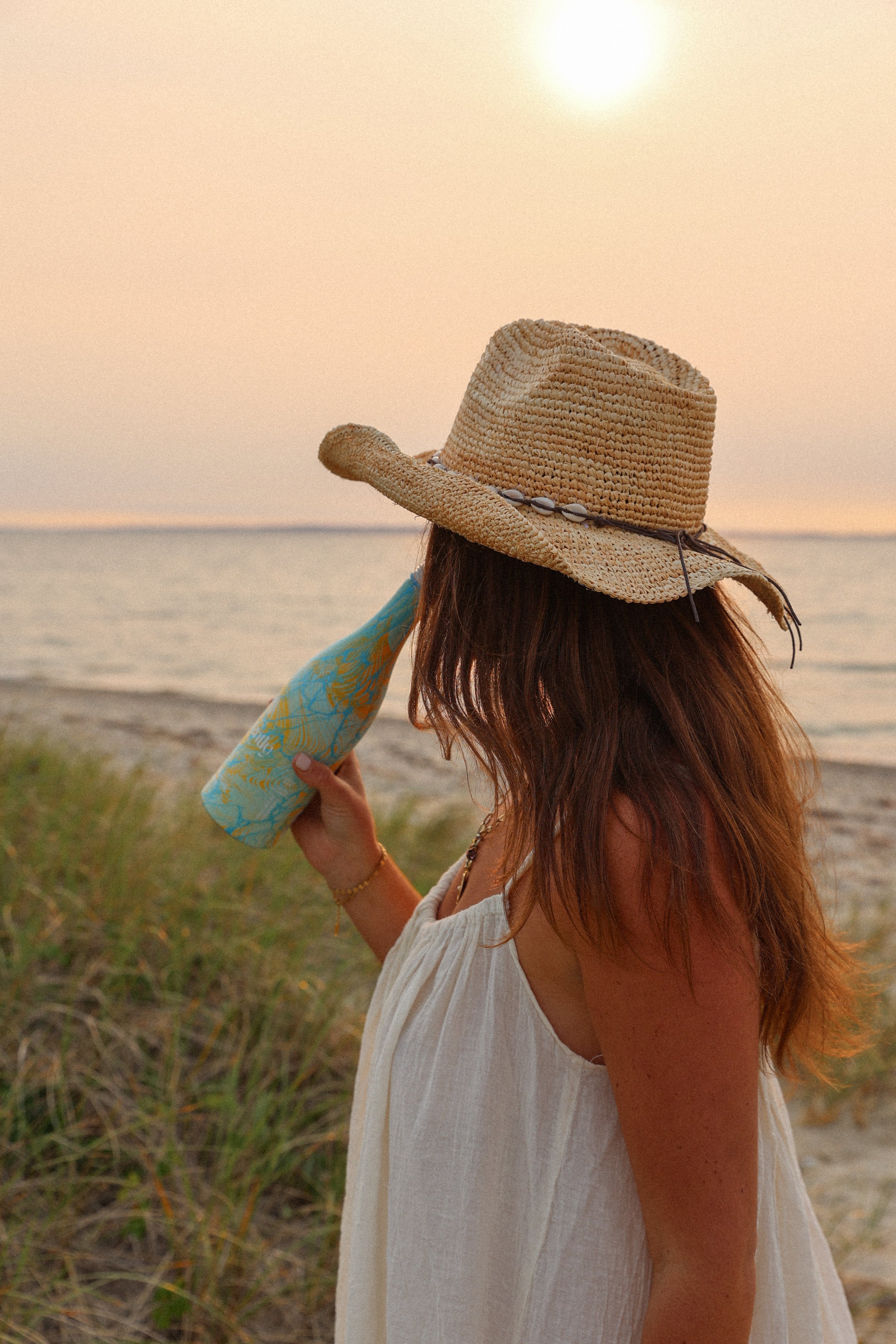 hailey w_ currently-04.jpg