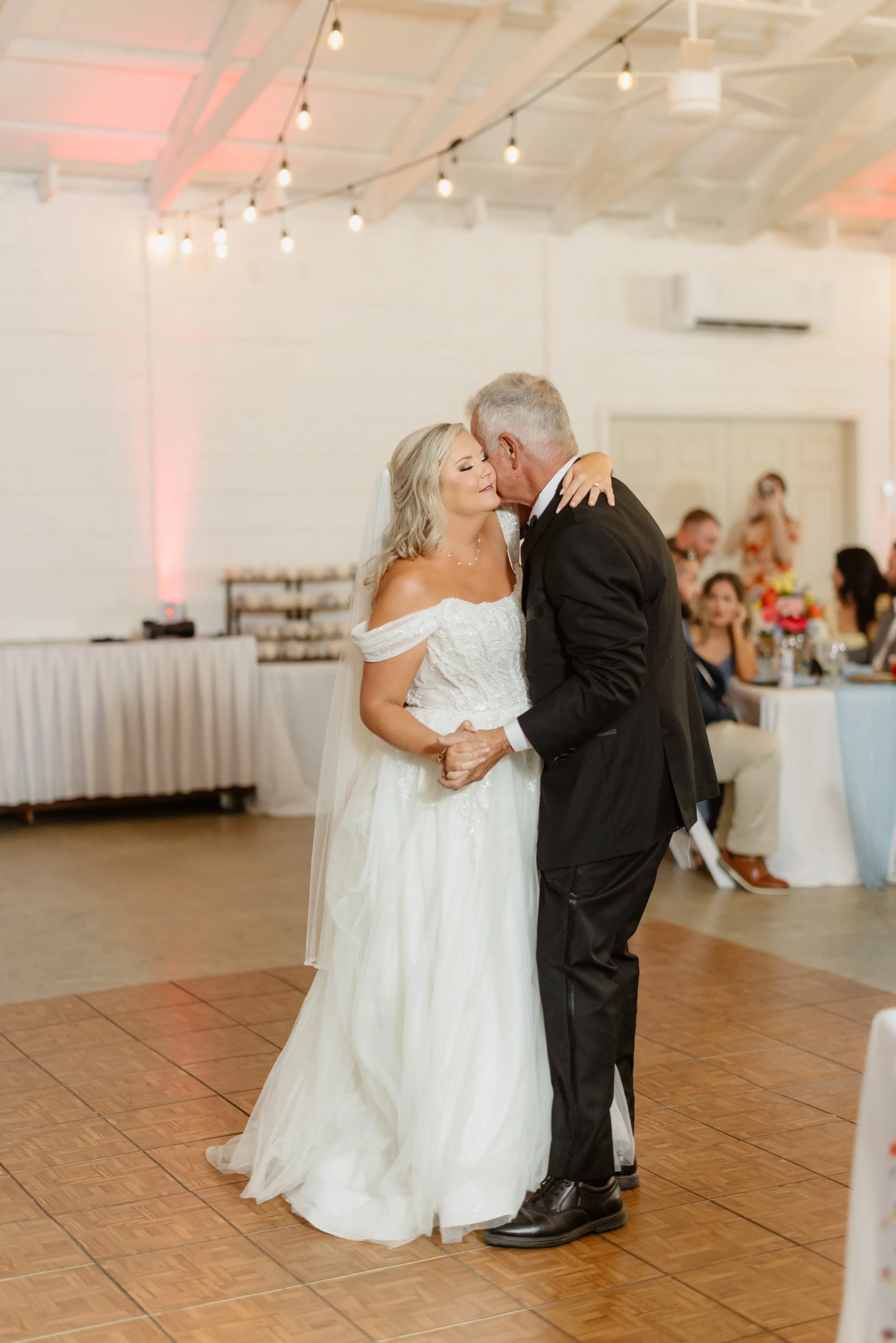 Nashville-Micro-Wedding-The-Effortless-Wedding (680).jpg